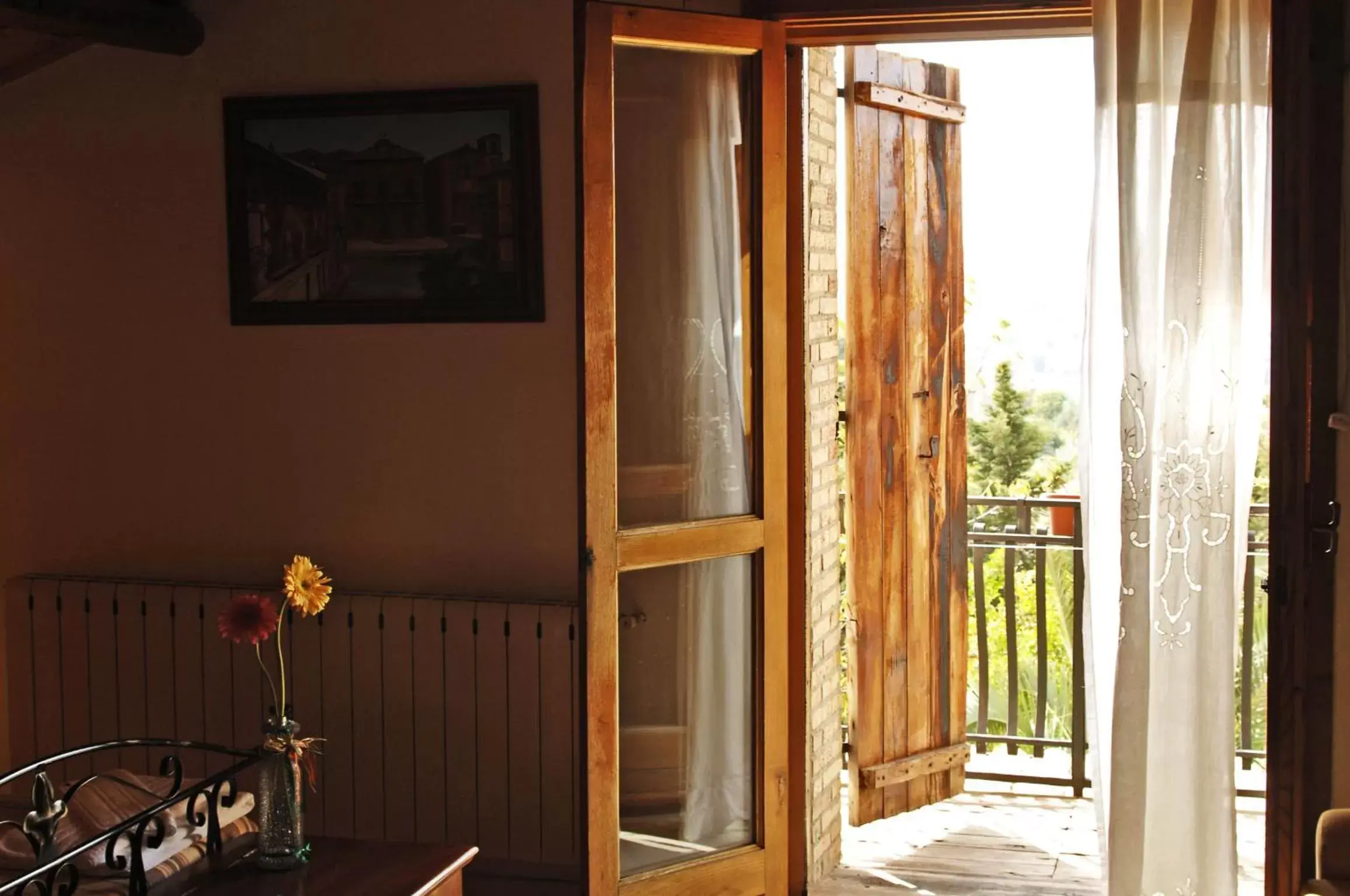 Photo of the whole room, Balcony/Terrace in La Casa sulla Collina d'Oro