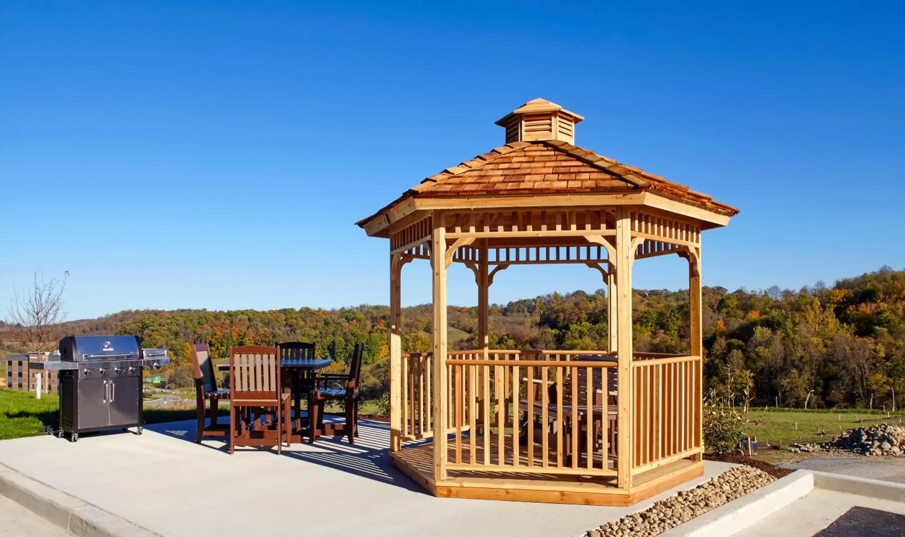 BBQ facilities in Hawthorn Suites by Wyndham Bridgeport