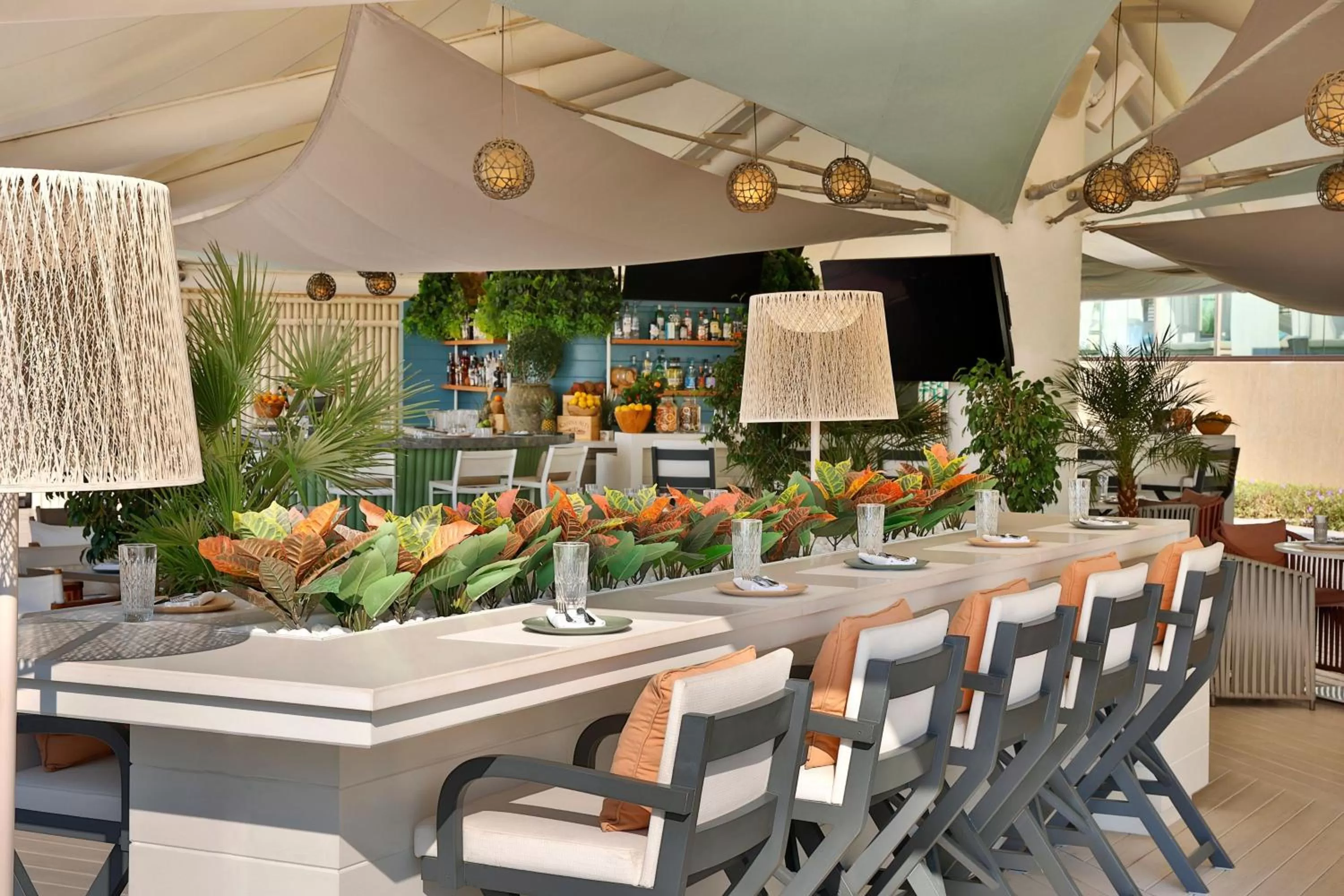 Lounge or bar in Marriott Resort Palm Jumeirah, Dubai