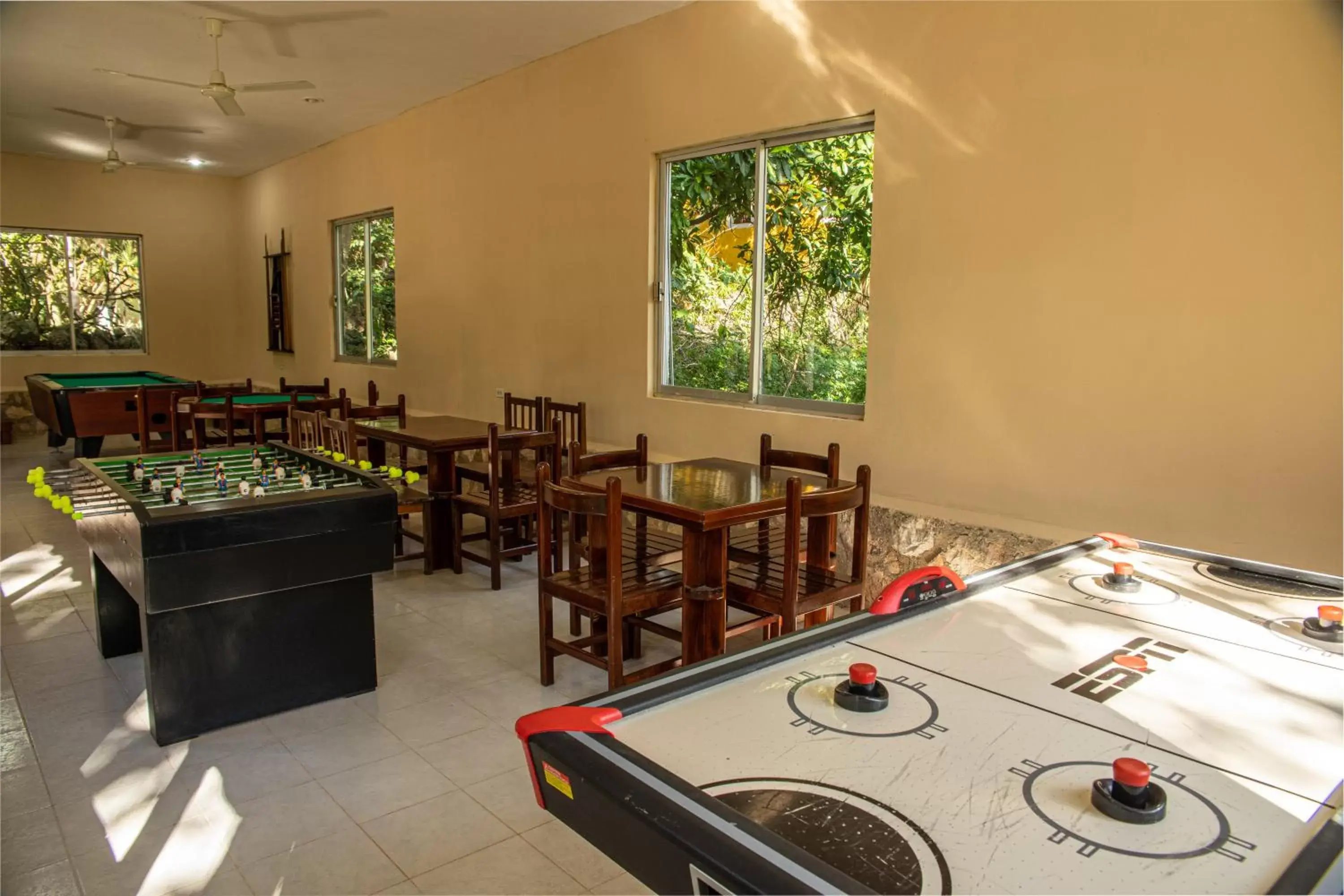 Game Room, Billiards in Hacienda San Miguel Yucatan