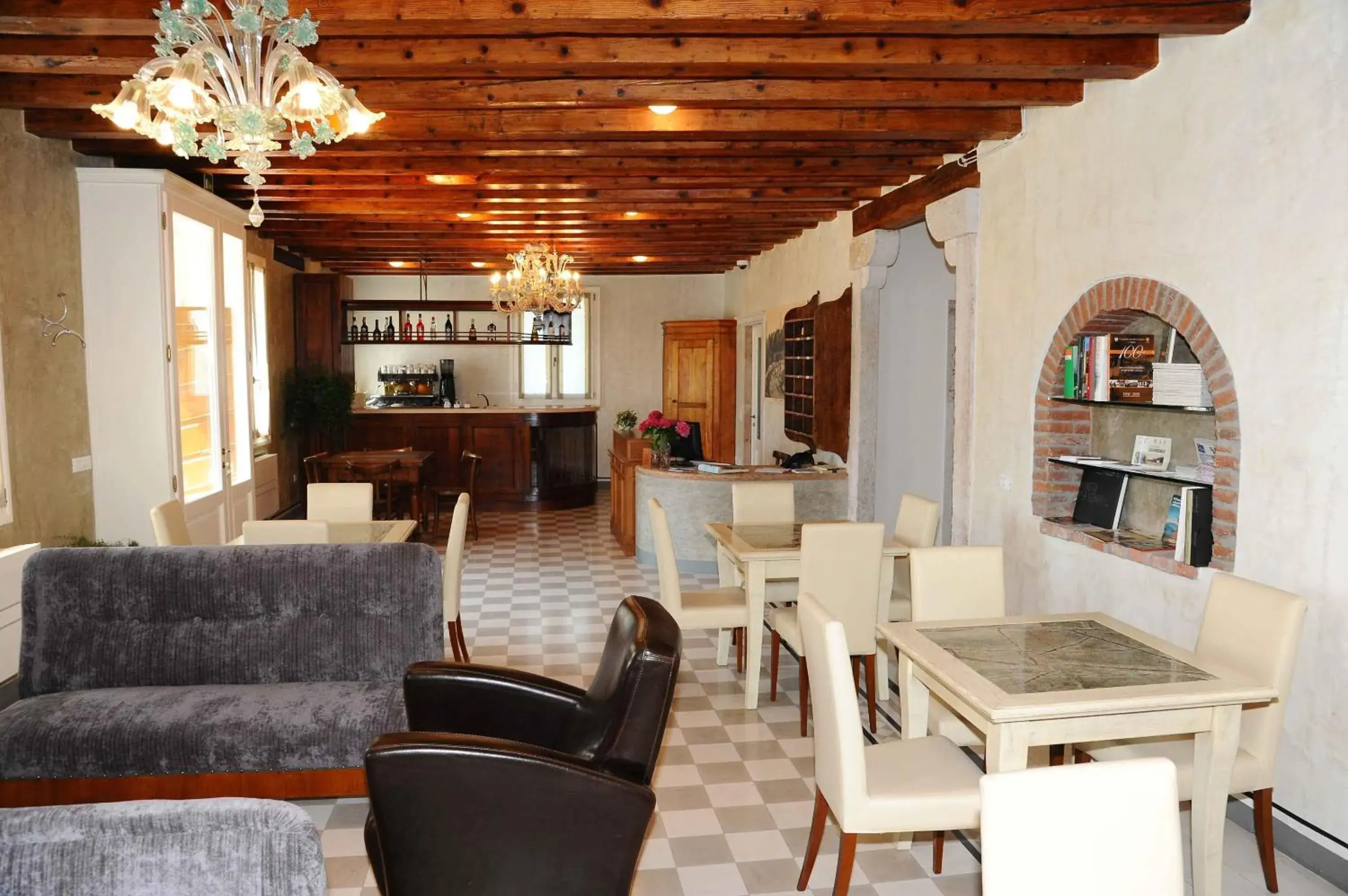 Lounge or bar, Seating Area in Hotel Albergo al Sole