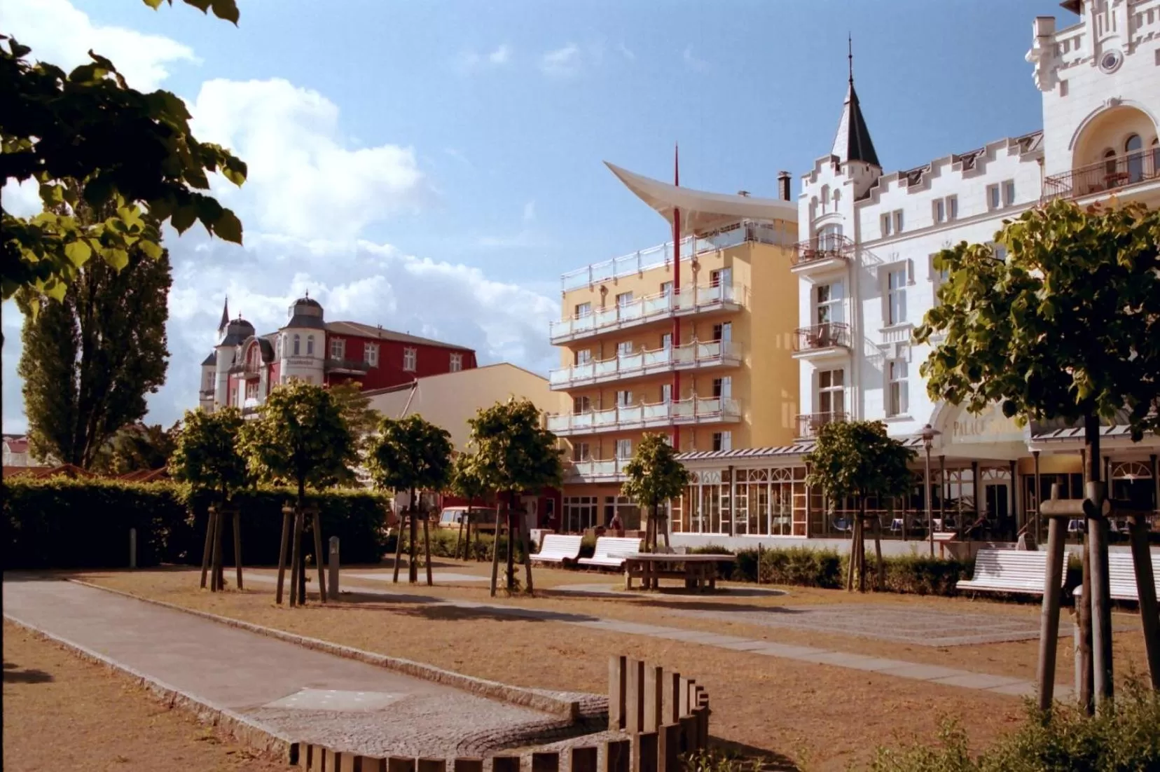 Property Building in Strandpalais Prinz von Preussen - Anbau vom Strandhotel Preussenhof
