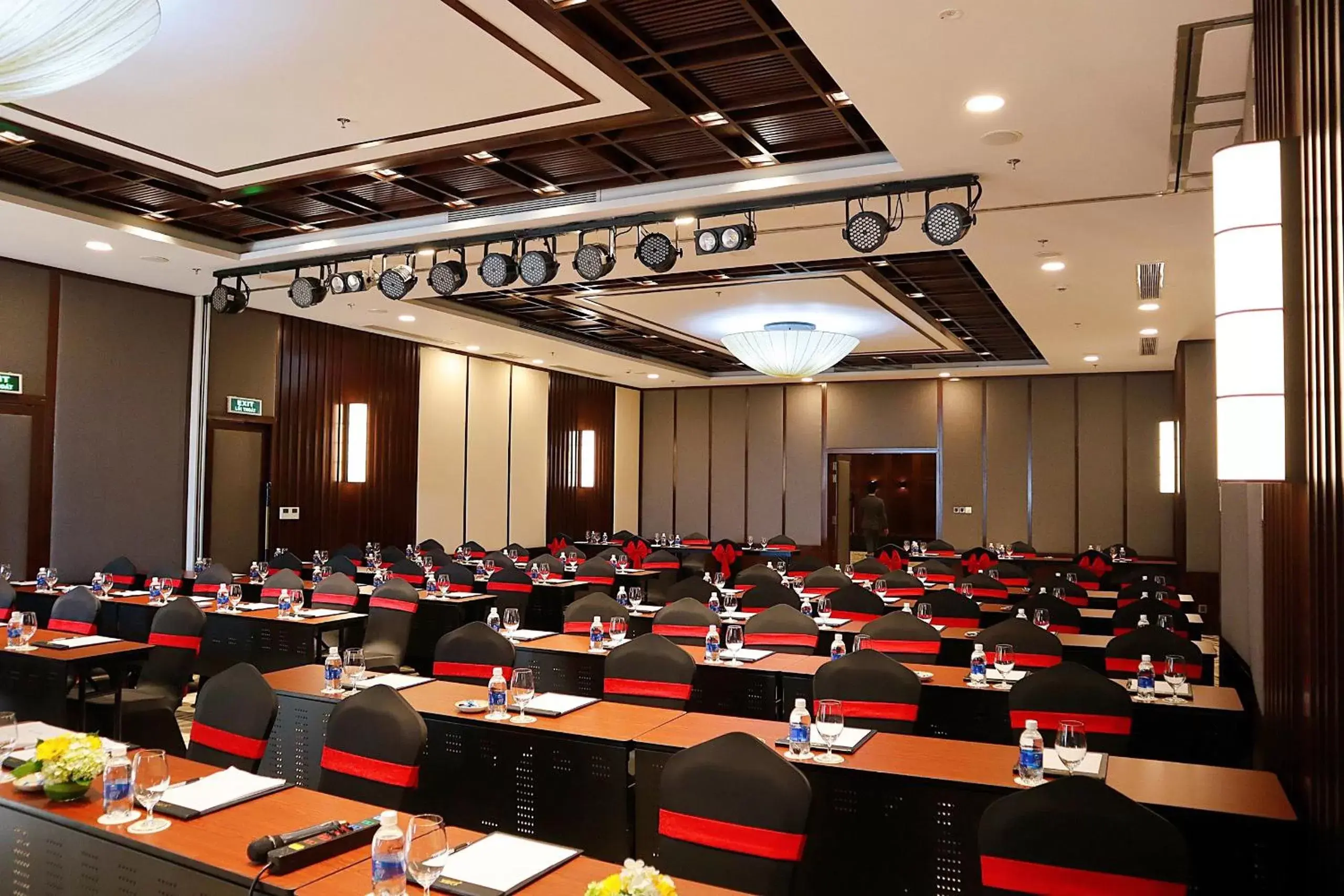 Meeting/conference room in Potique Hotel