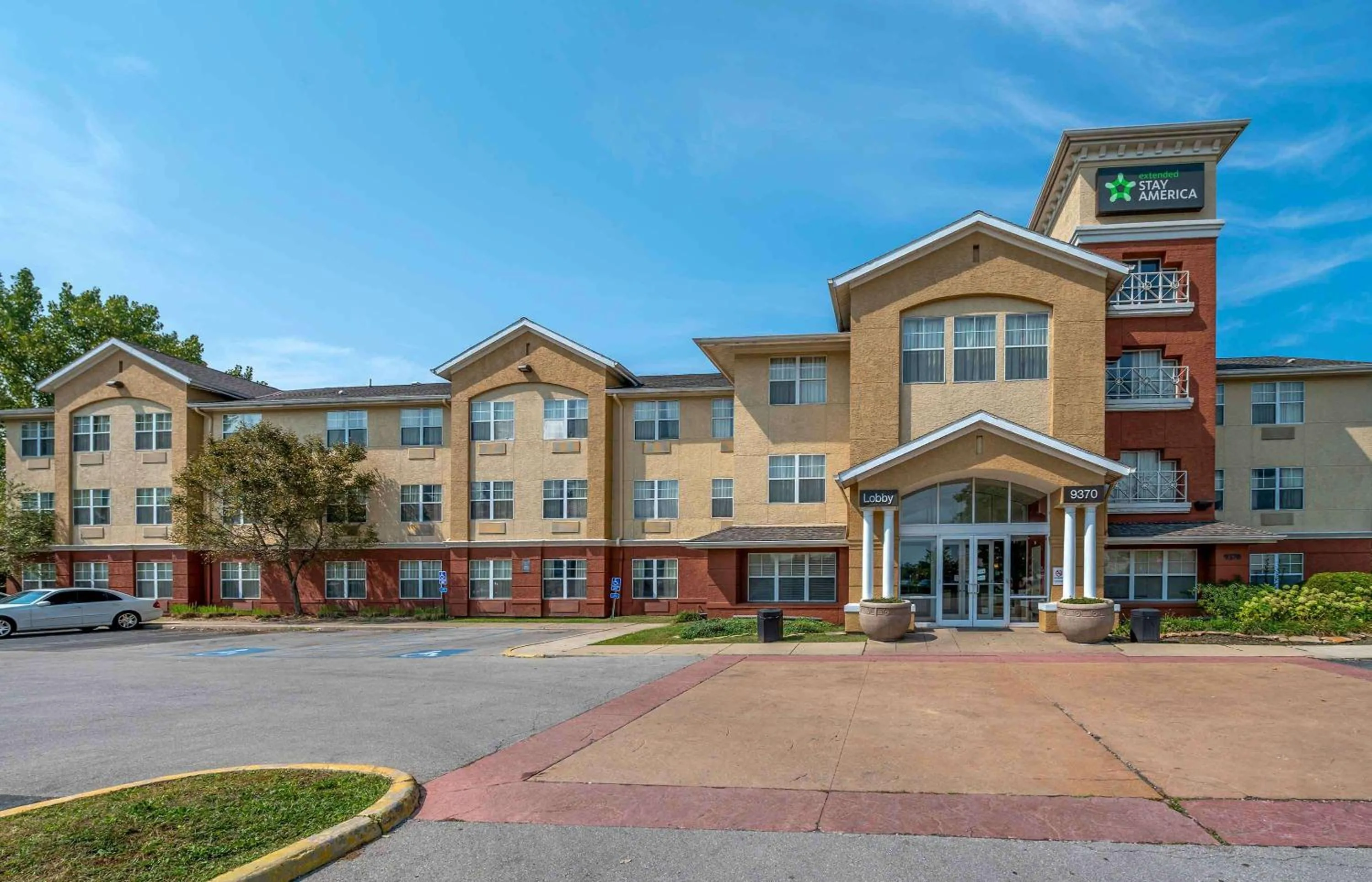 Property building in Extended Stay America Suites - Indianapolis - Northwest - I-465