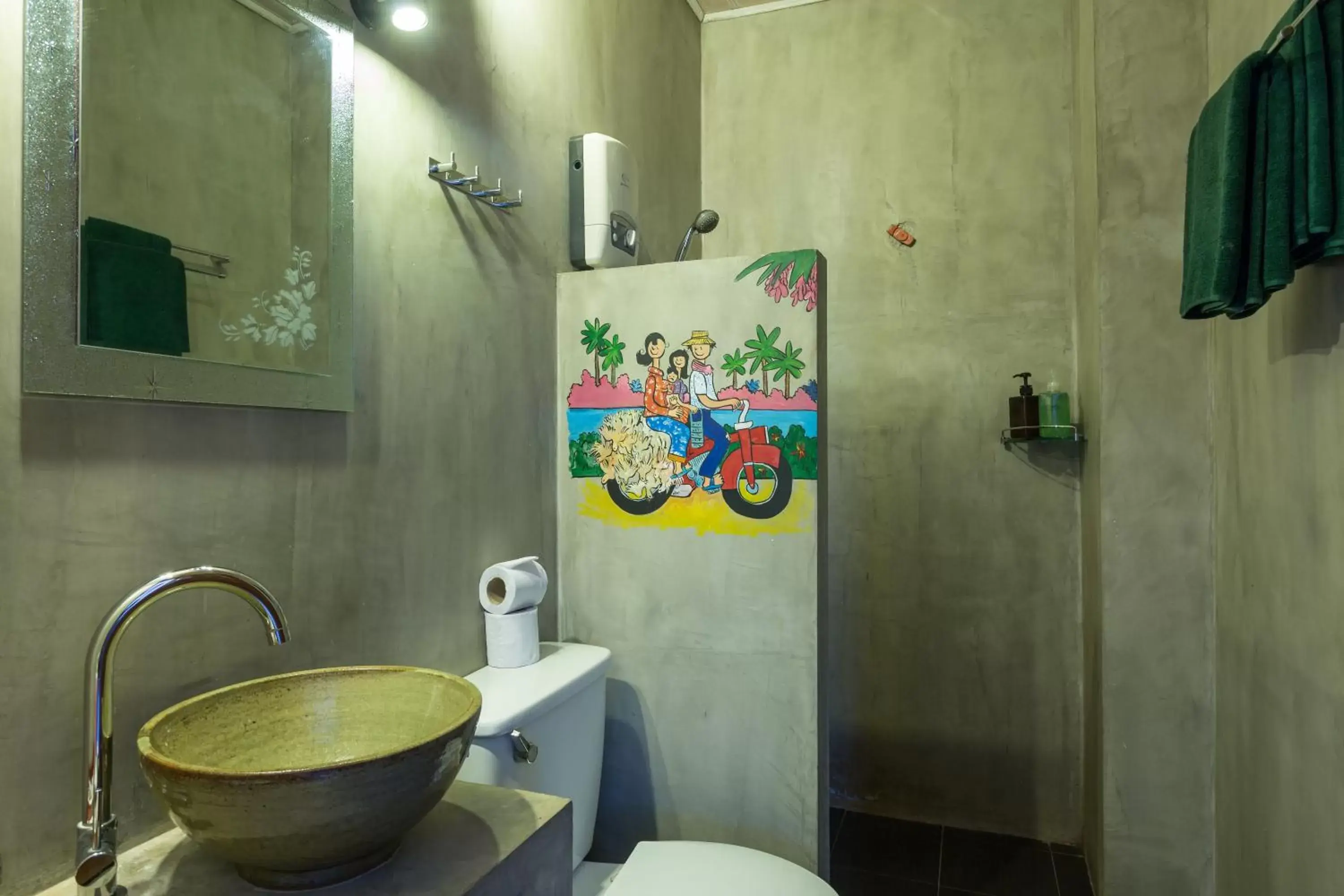 Bathroom in Le Tigre Hotel