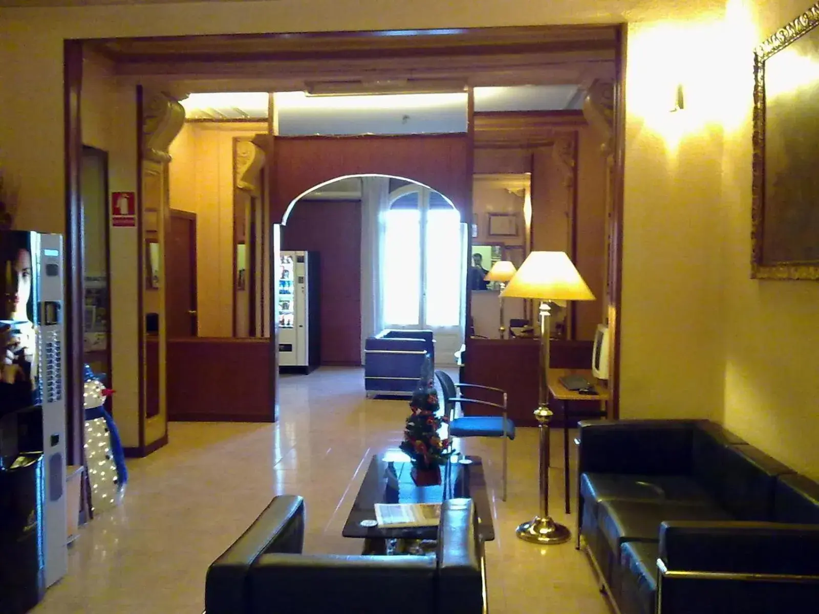 Communal lounge/ TV room, Restaurant/Places to Eat in Hotel Toledano Ramblas