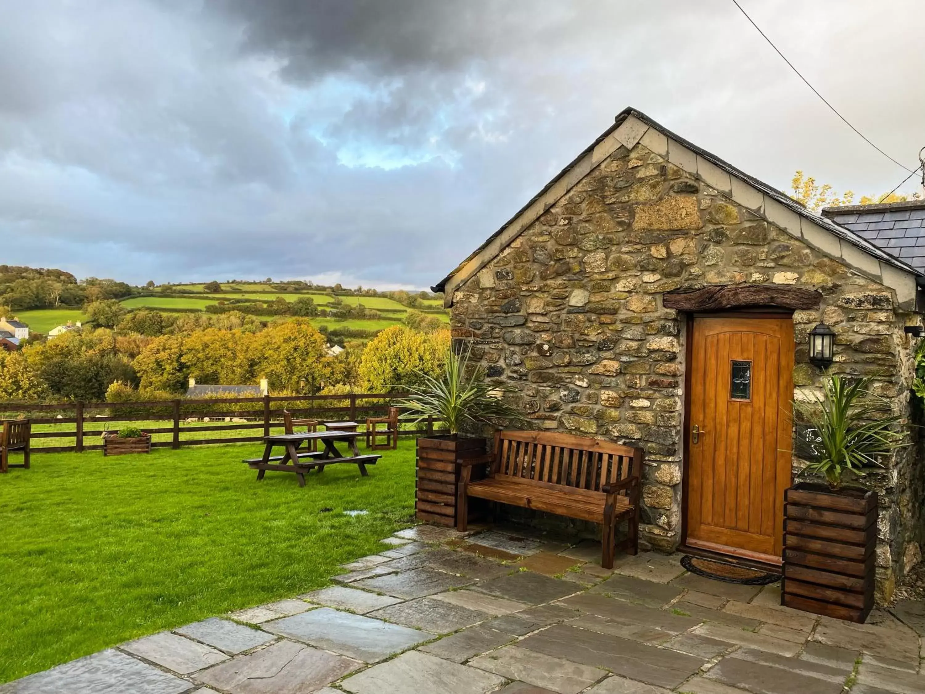 Bedroom, Property Building in The Mary Tavy Inn