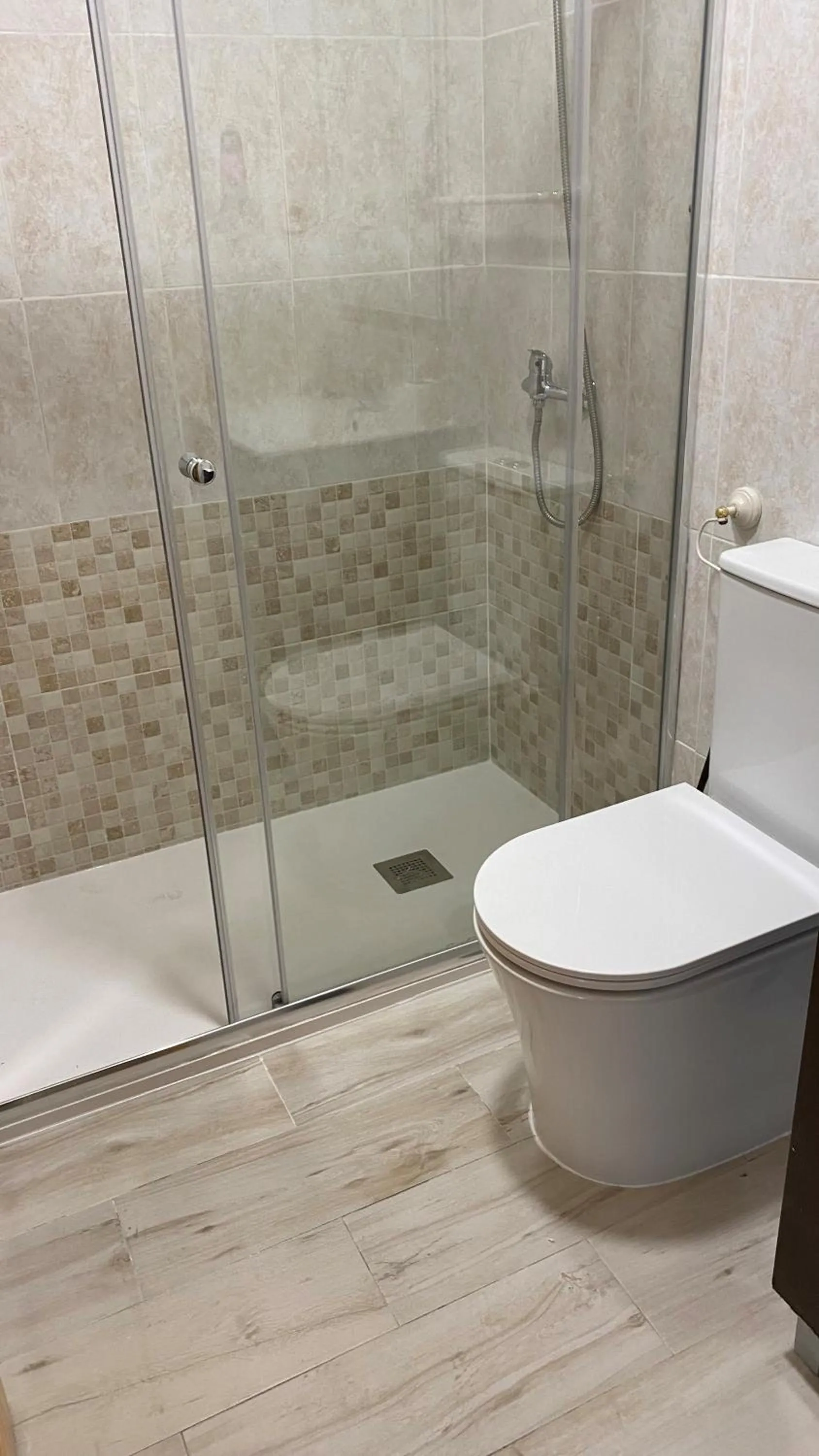 Shower in Hotel Cuatro Caños