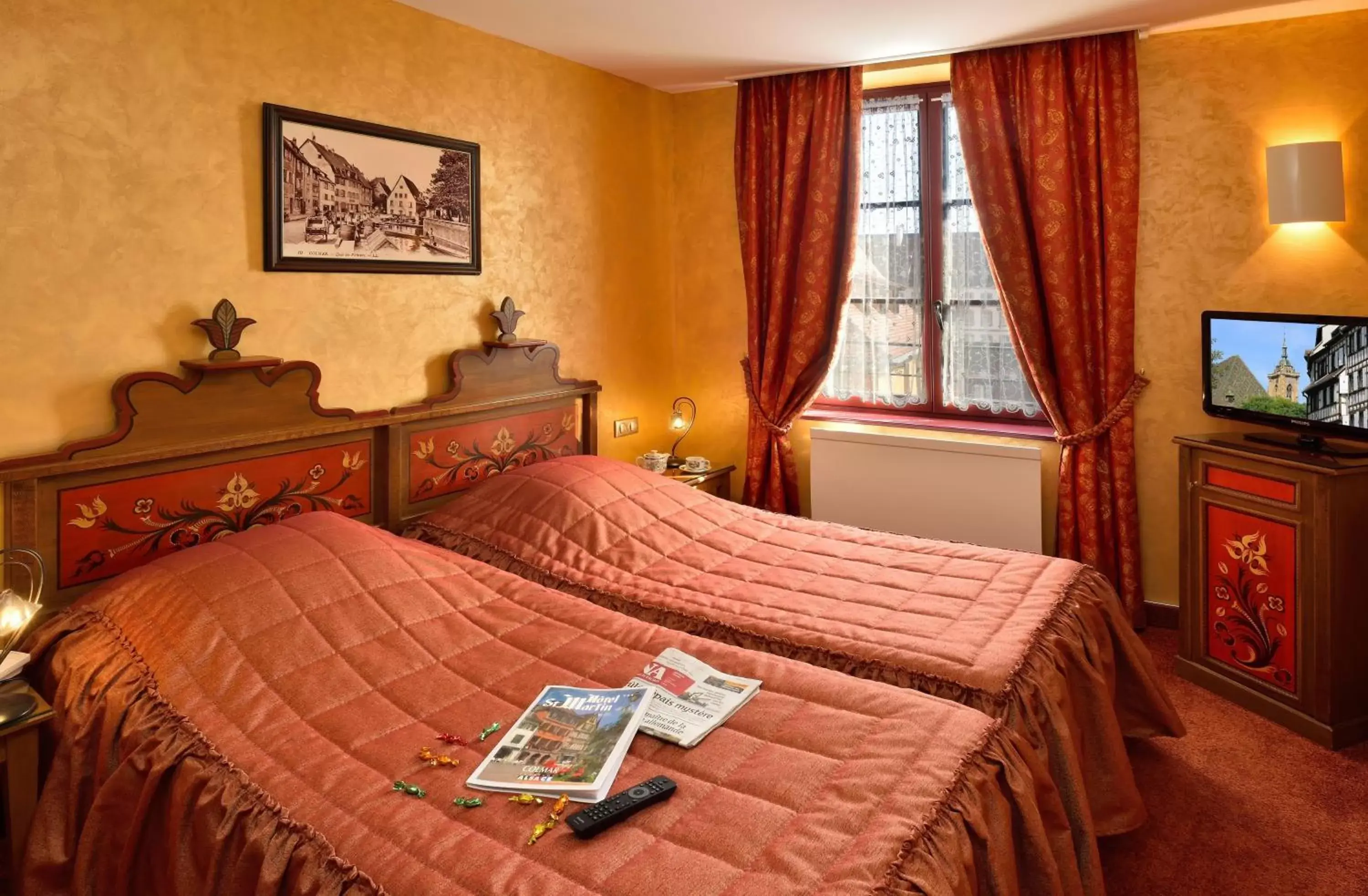 Traditional Double or Twin Room in Hotel Saint-Martin