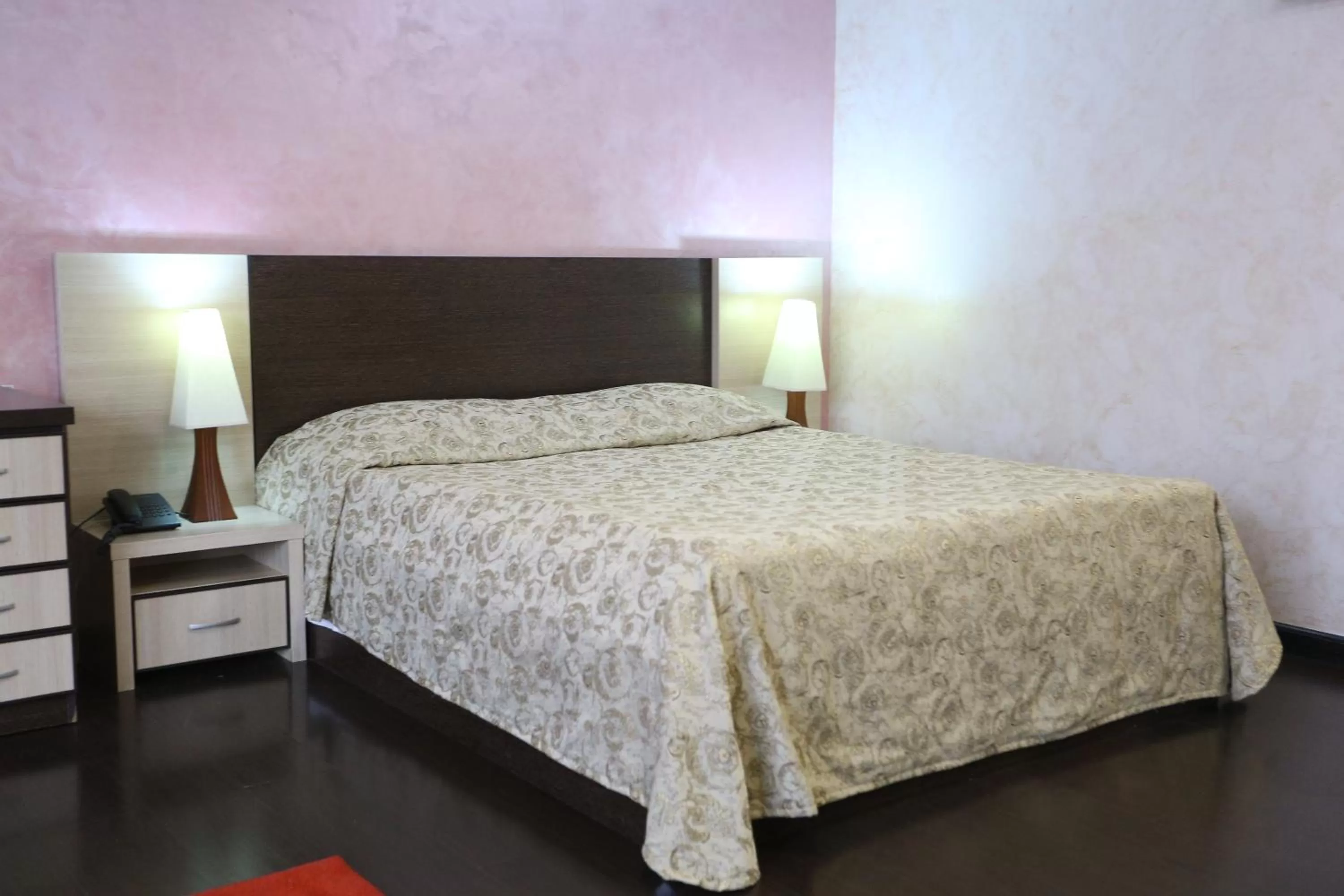 Bed in Vanatur Hotel