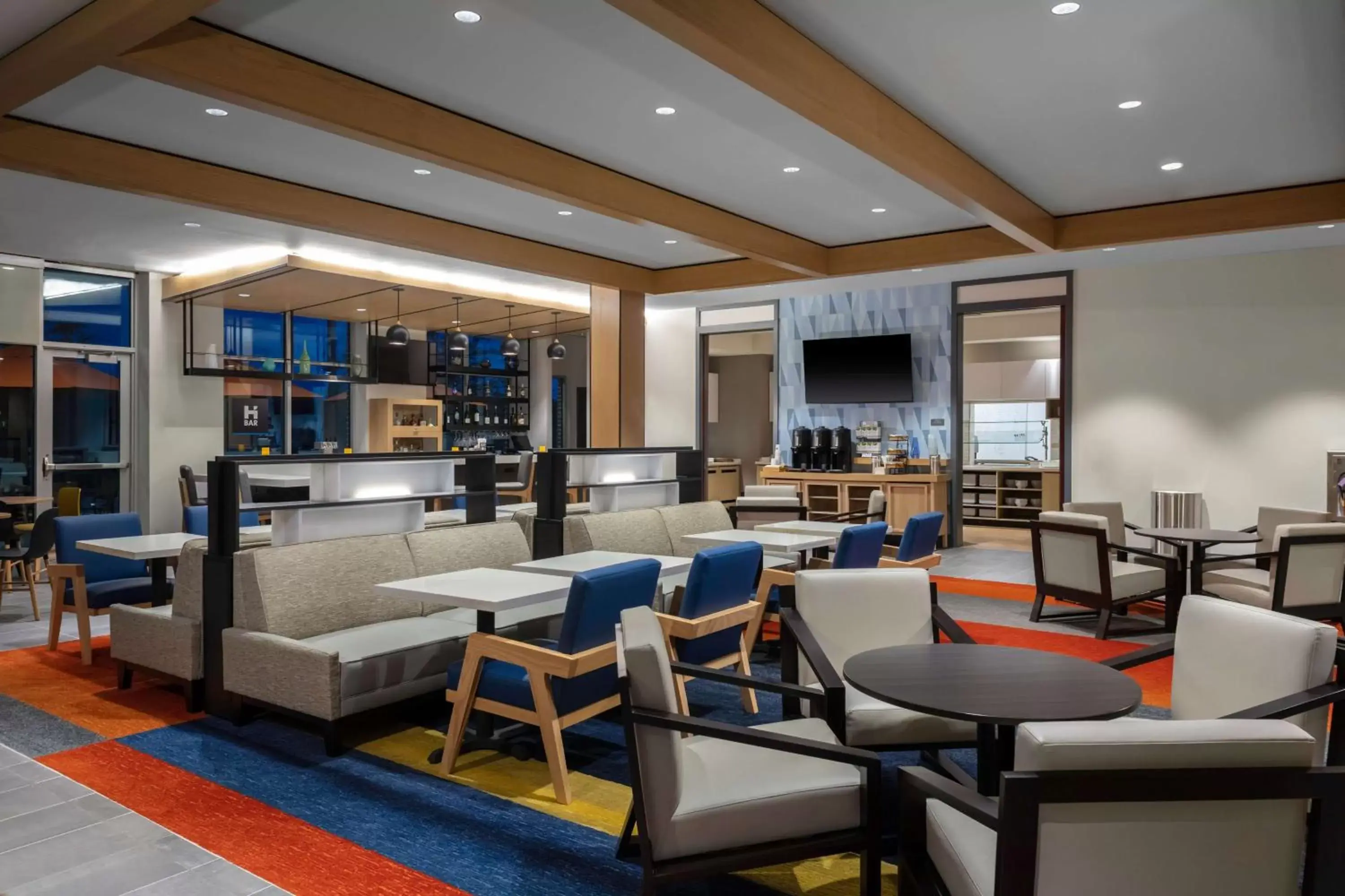 Lobby or reception, Lounge/Bar in Hyatt House The Woodlands-Shenandoah