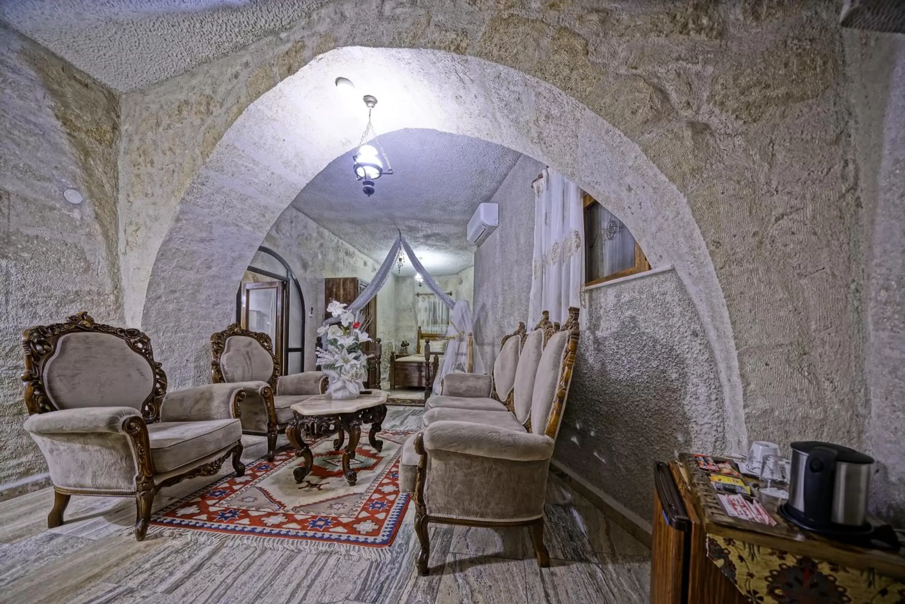 Living room, Seating Area in Maccan Cave Hotel