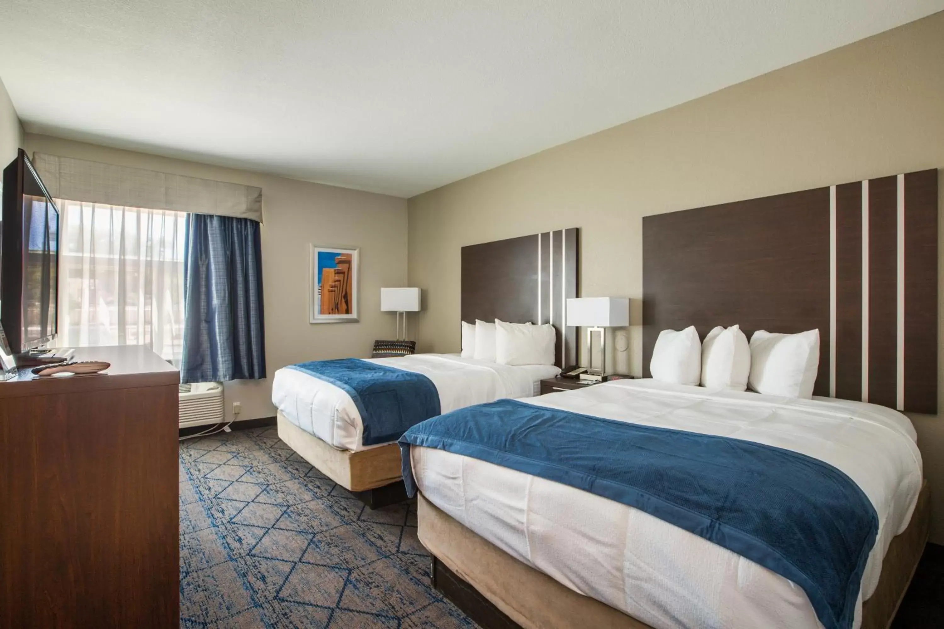Deluxe Queen Room with Two Queen Beds - Mobility Access/Non-Smoking in Baymont by Wyndham Albuquerque Airport Deluxe Queen Room with Two Queen Beds - Mobility Access/Non-Smoking in Baymont by Wyndham Albuquerque Airport