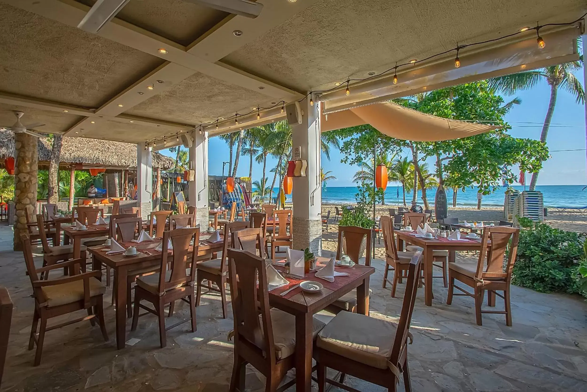 Beach, Restaurant/Places to Eat in Hotel Villa Taina