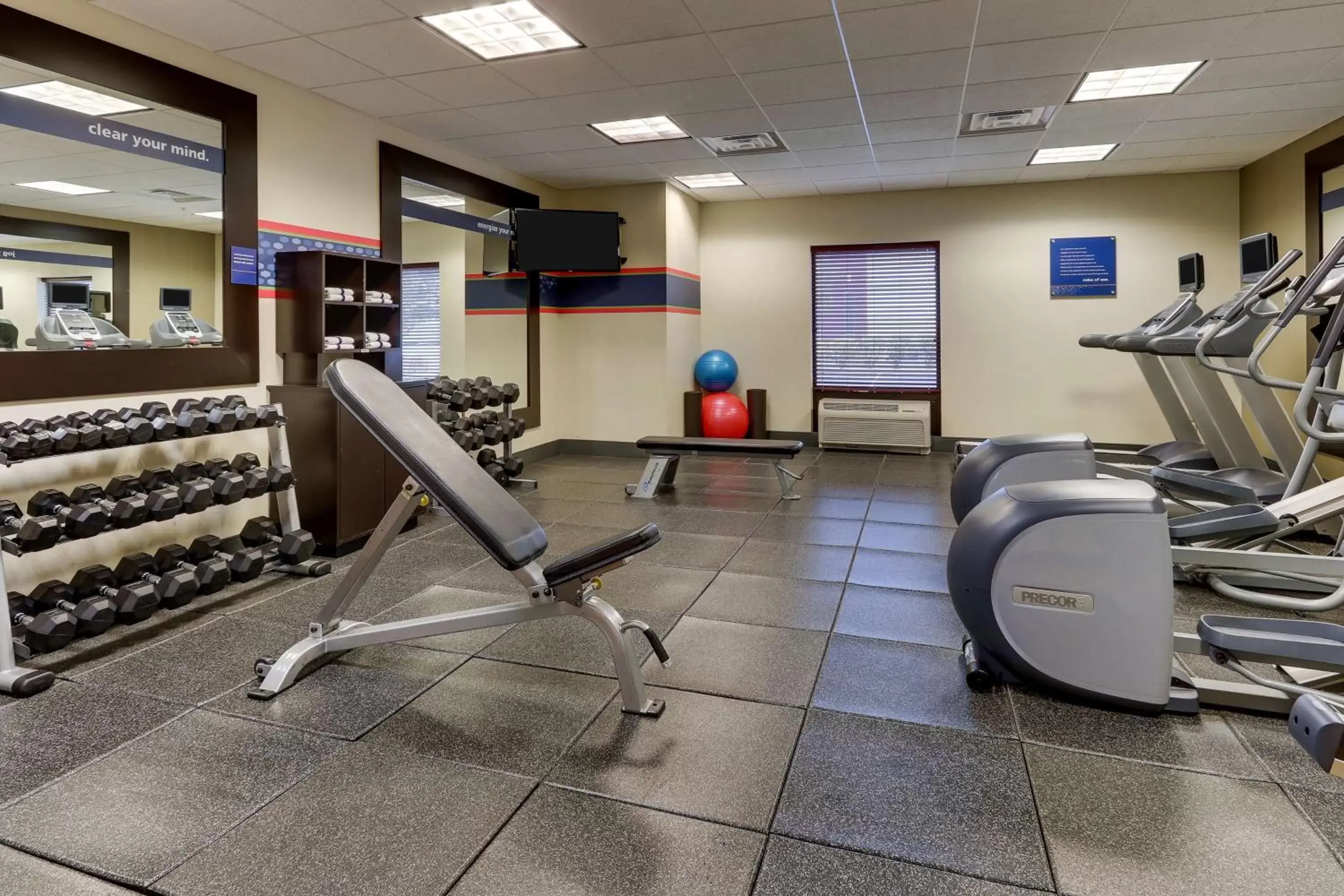Fitness centre/facilities, Fitness Center/Facilities in Hampton Inn & Suites Indianapolis-Airport