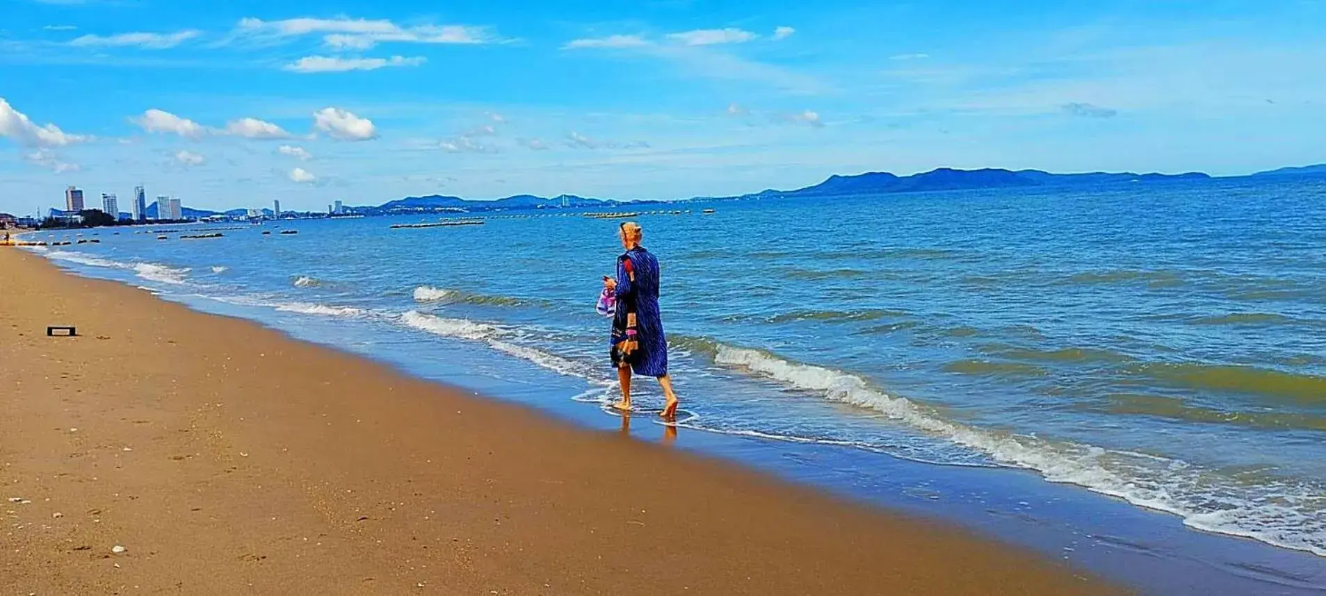 Location, Beach in Royal Heritage Pavilion Jomtien Hotel