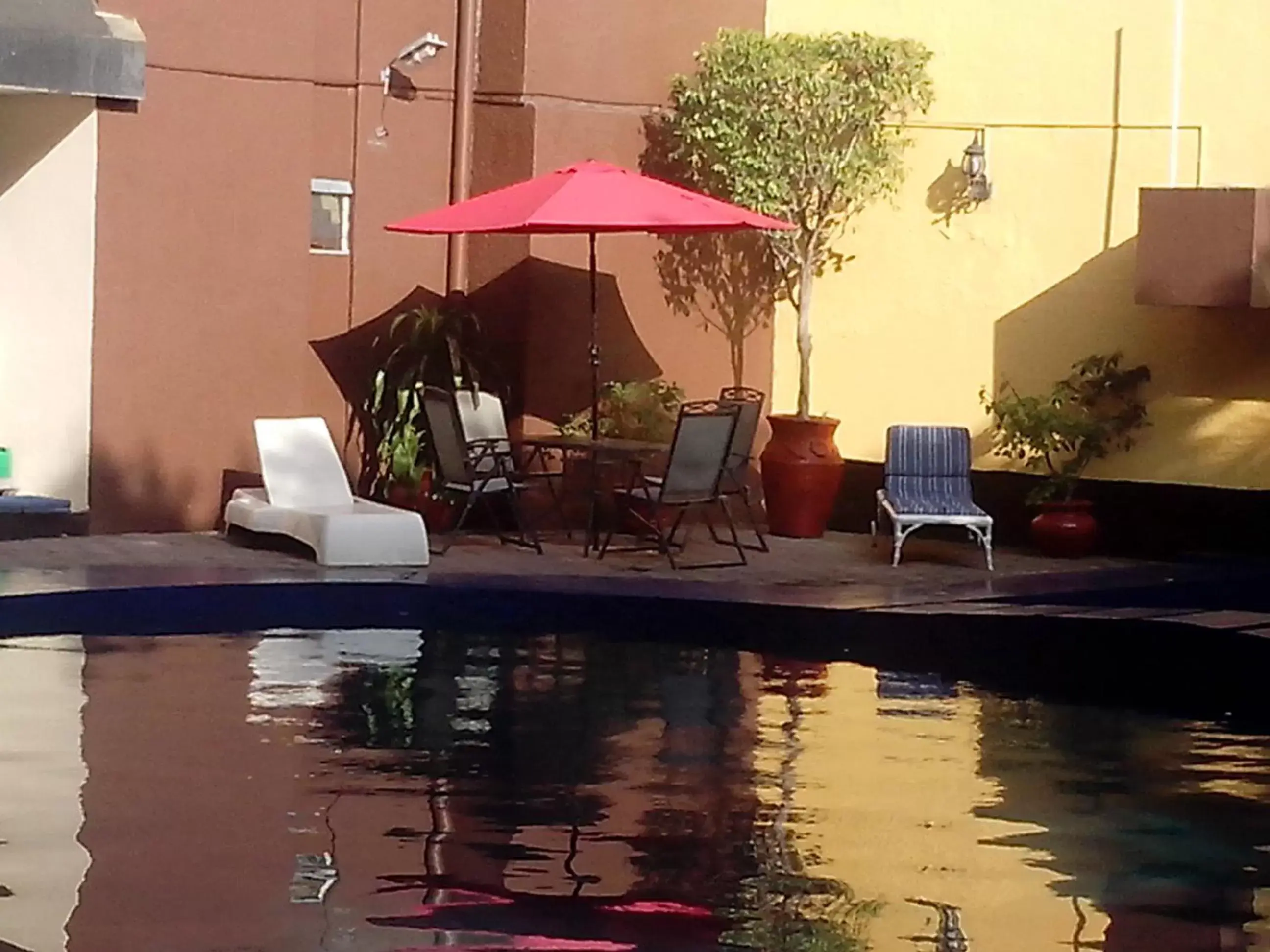 Swimming Pool in Hotel Cabildos