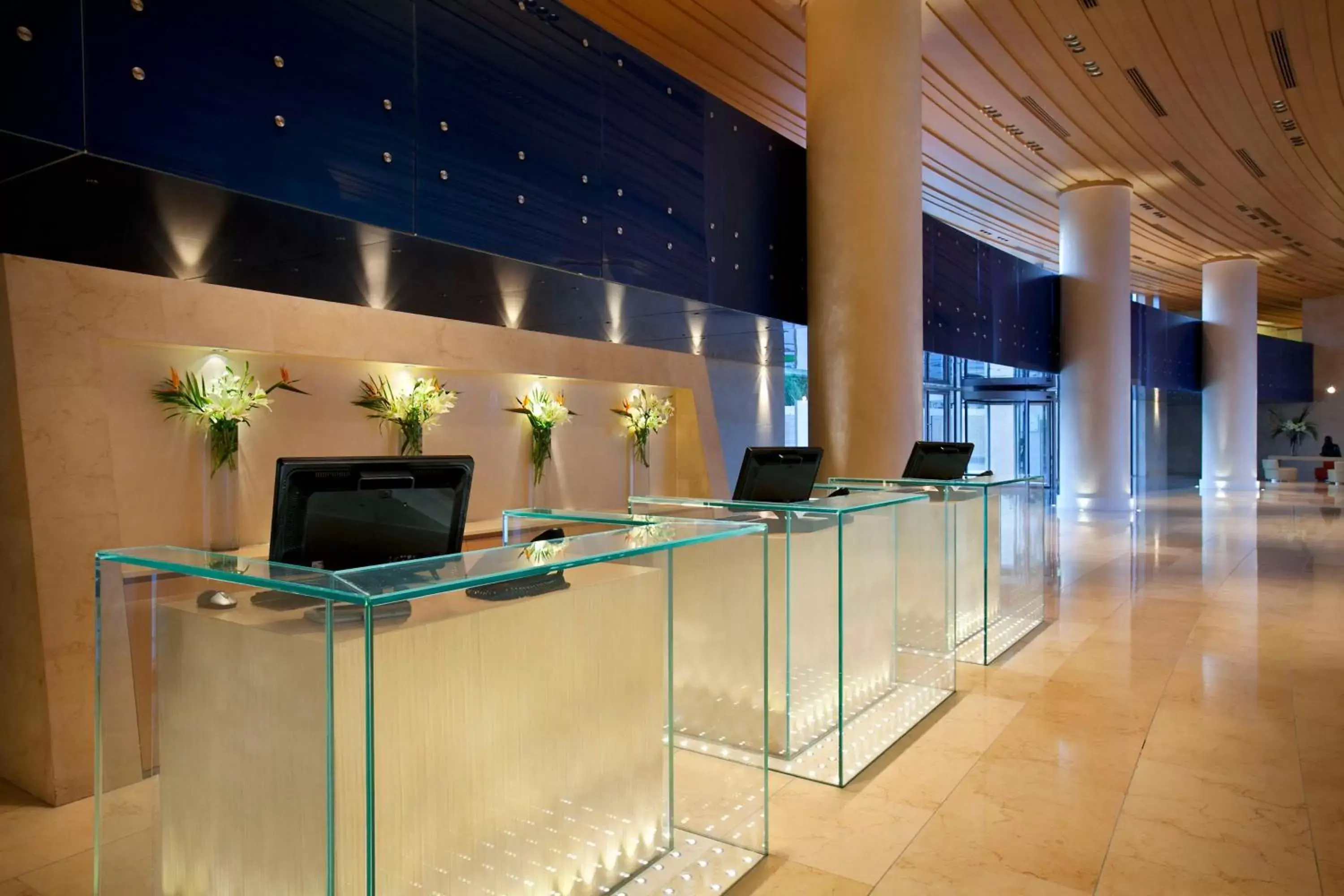 Lobby or reception, TV/Entertainment Center in Kempinski Hotel Aqaba
