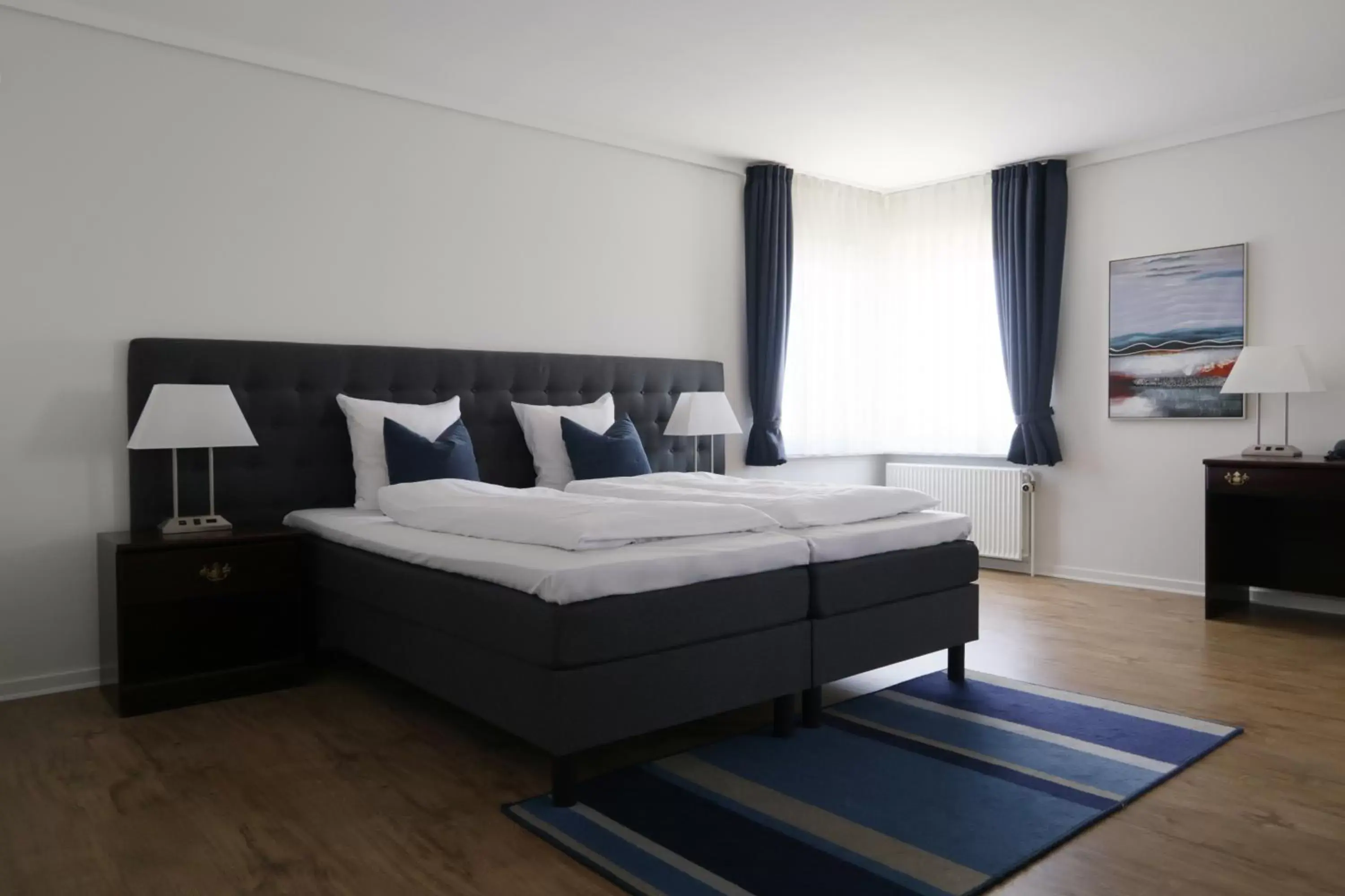 Bedroom, Bed in Helnan Phønix Hotel