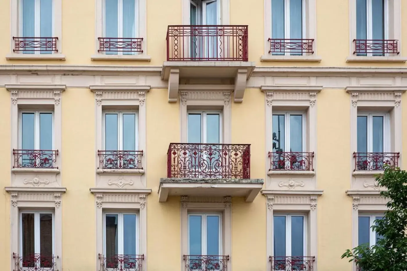 Facade/entrance, Property Building in Best Western Plus Hôtel Belfort Centre Gare