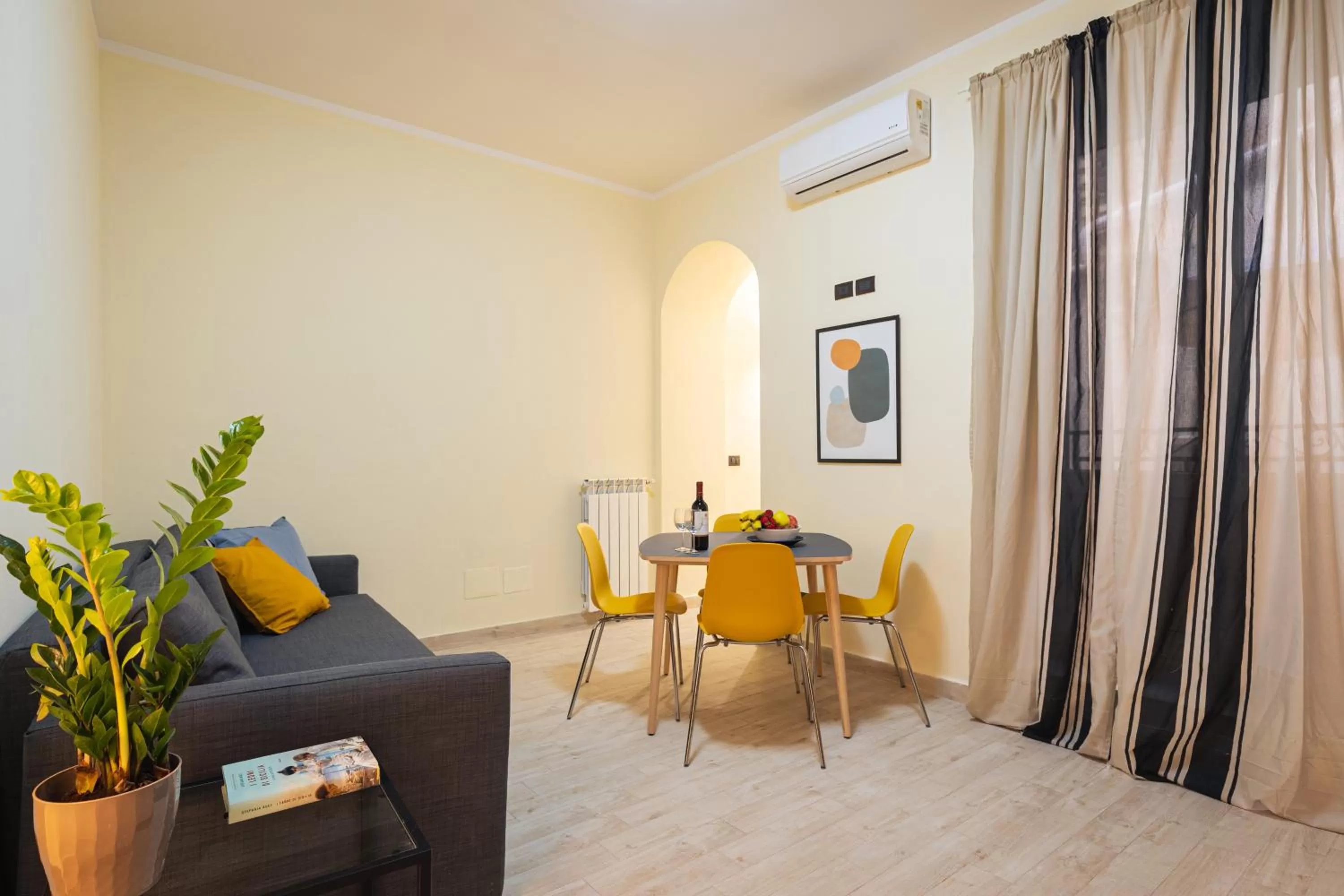 Apartment in Open Sicily Residence - Central Apartments Near Quattro Canti