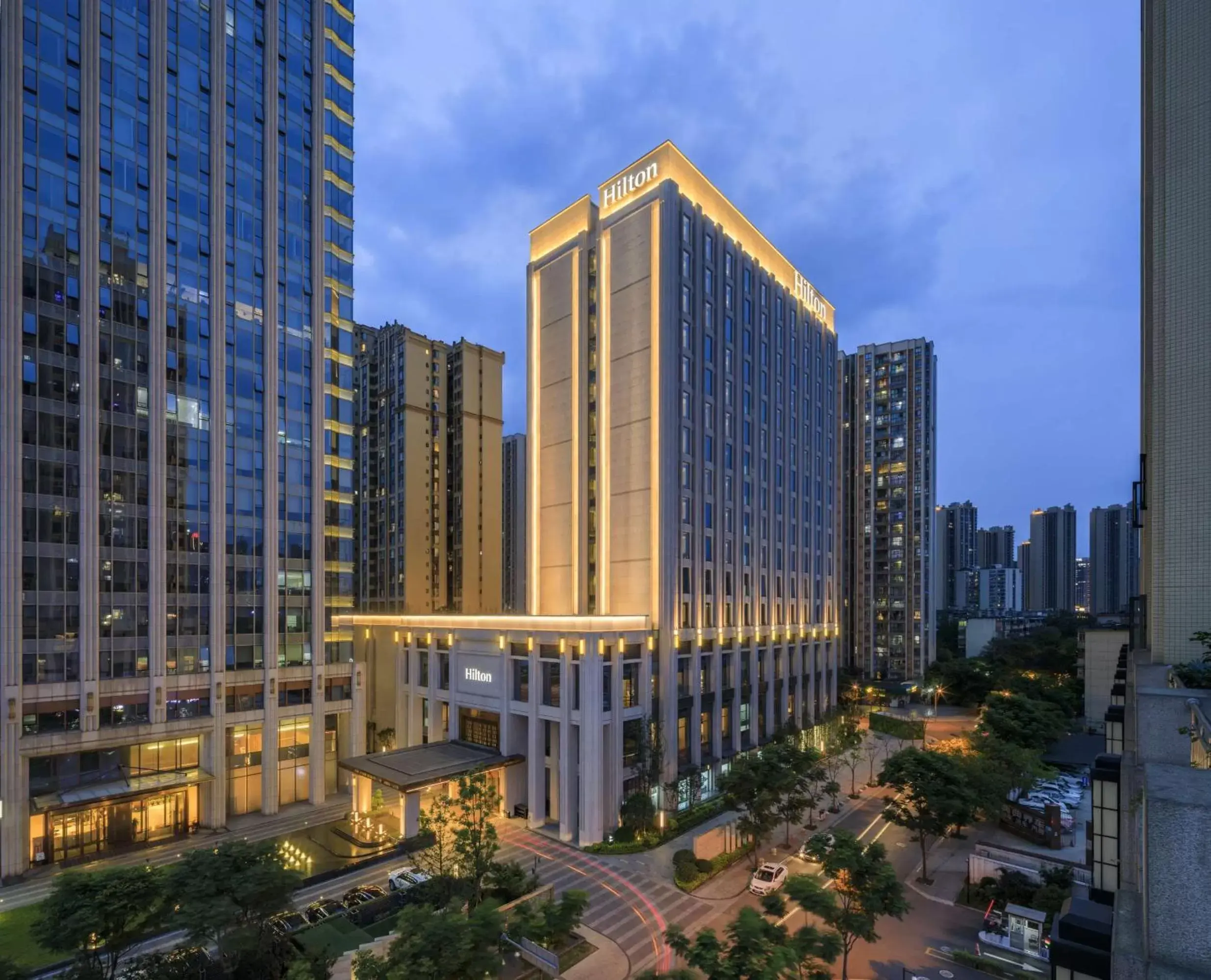 Property building in Hilton Chengdu Chenghua - Close to Panda Base and Chunxi Road Property building in Hilton Chengdu Chenghua - Close to Panda Base and Chunxi Road