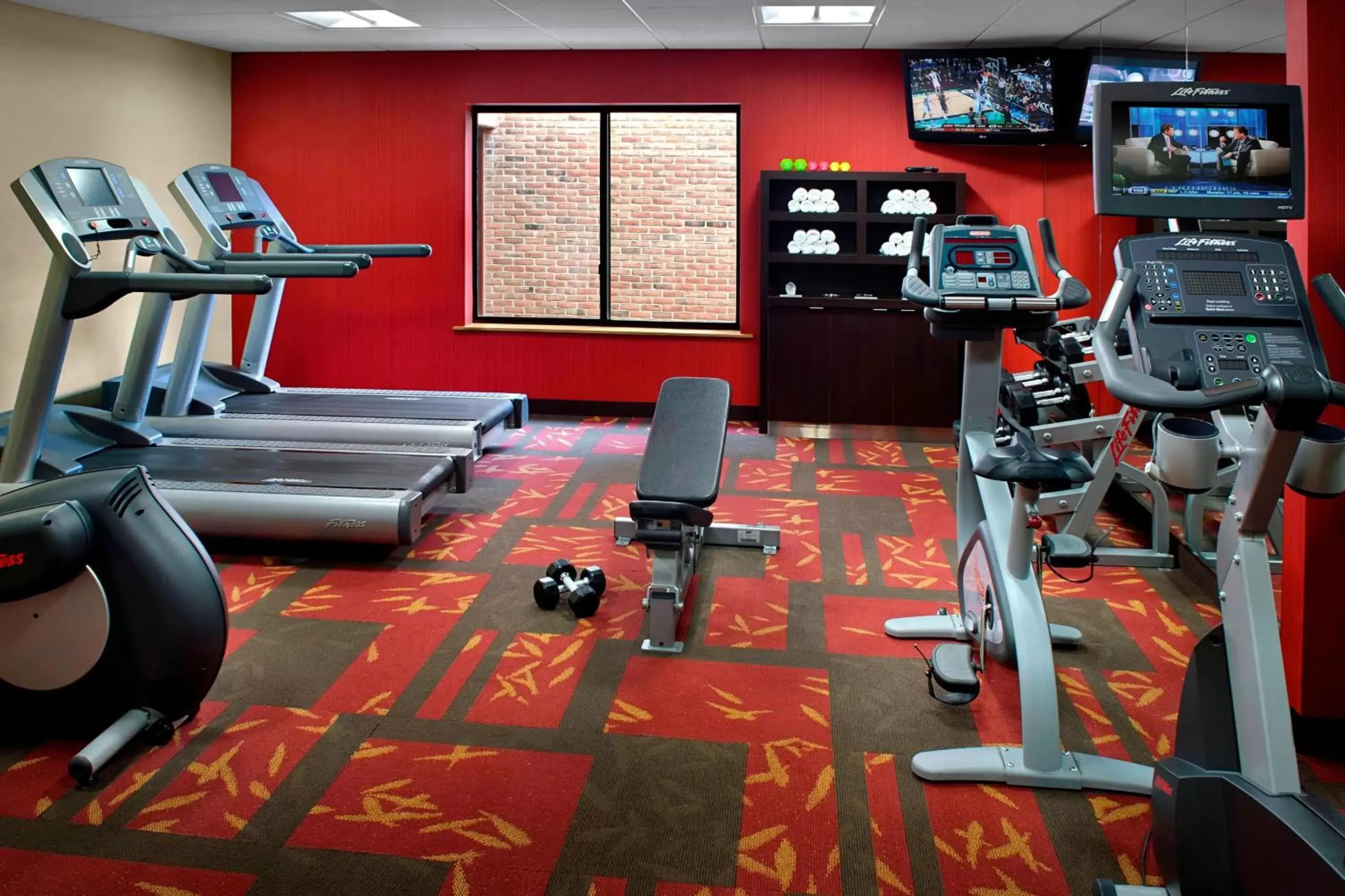 Fitness centre/facilities, Fitness Center/Facilities in Courtyard By Marriott Hartford Windsor Airport