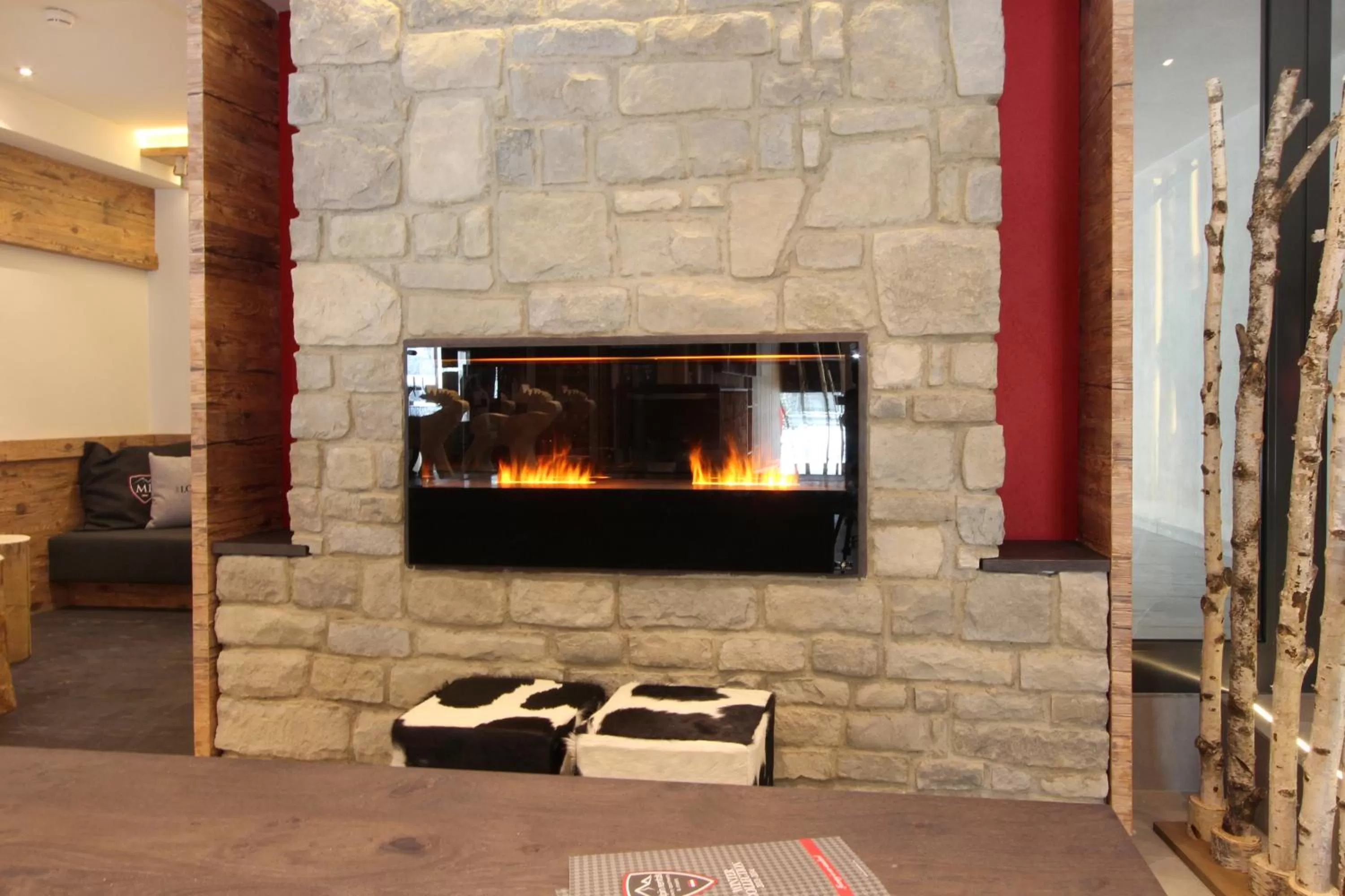 Lounge or bar in AvenidA Mountain Lodges Kaprun