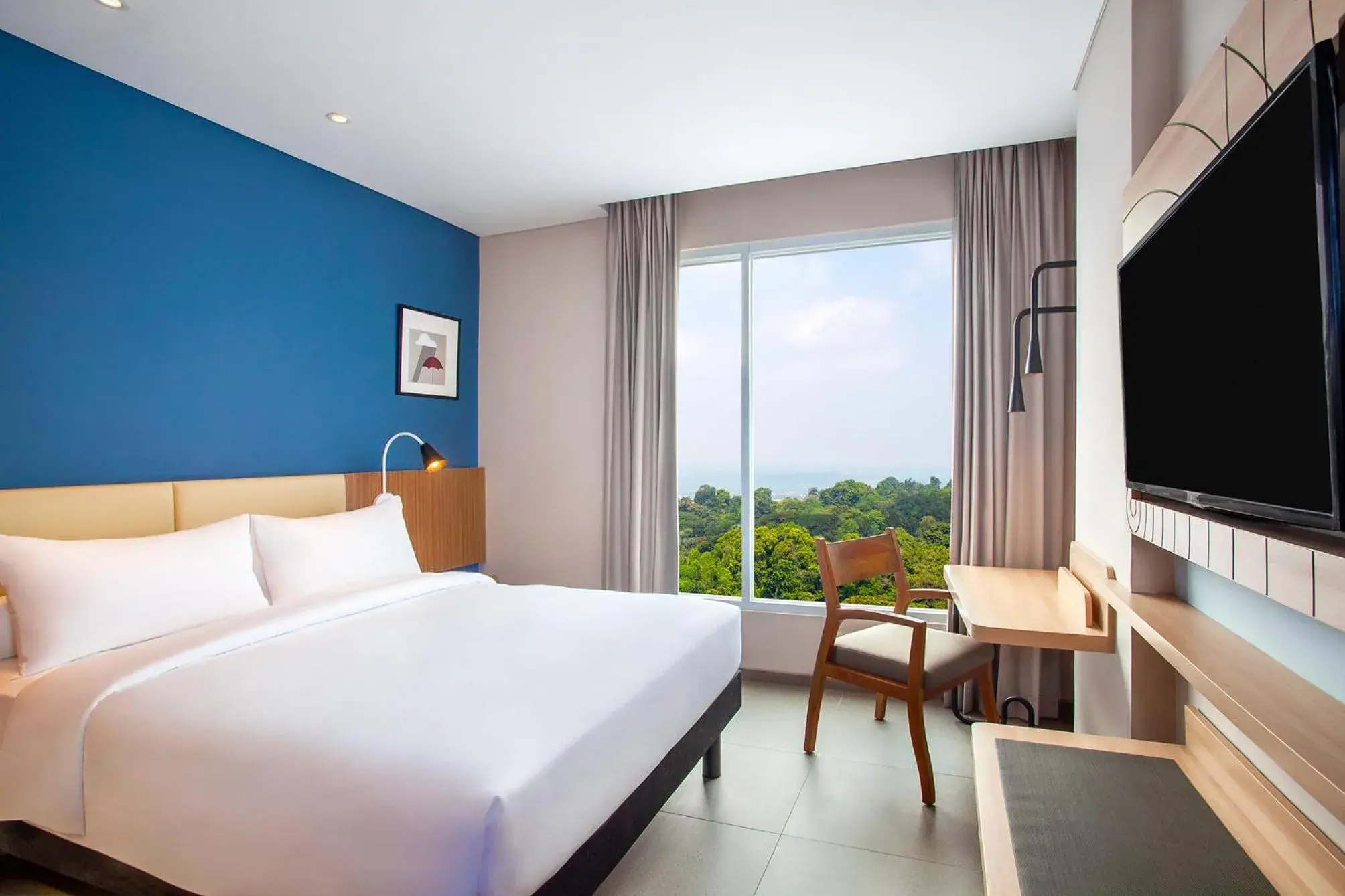 Bedroom in ibis Styles Bogor Pajajaran