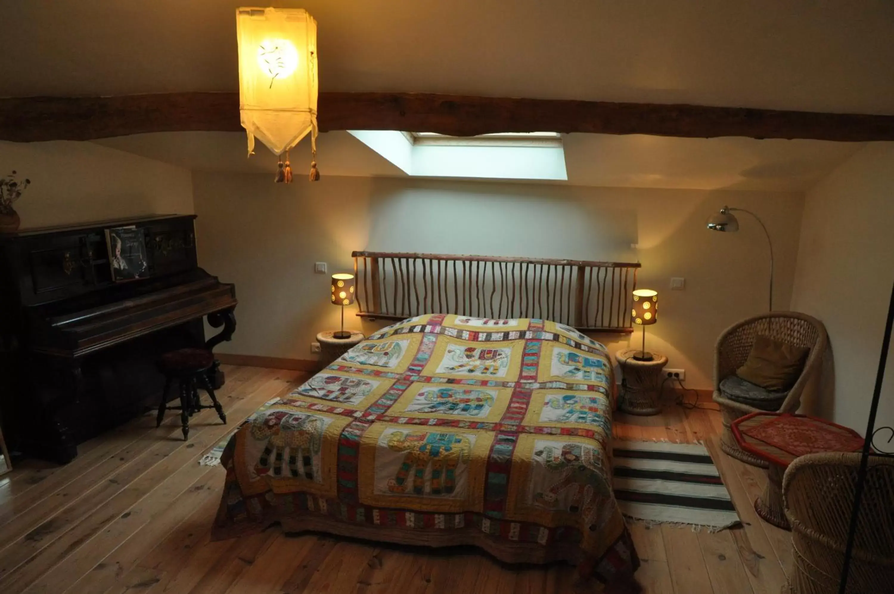 Photo of the whole room, Bed in La Grange d'Agnès