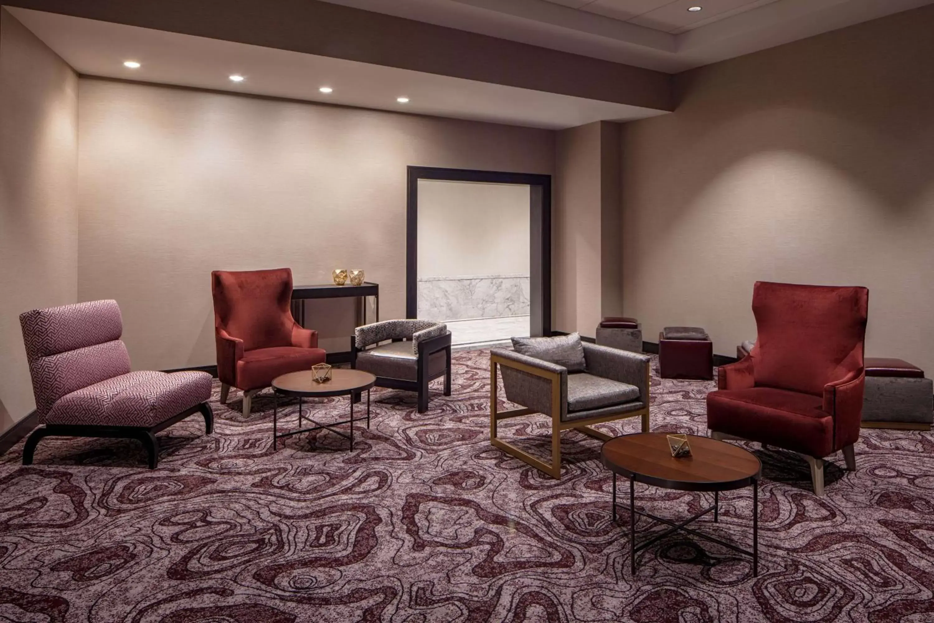 Meeting/conference room, Seating Area in Embassy Suites By Hilton Minneapolis Downtown Hotel