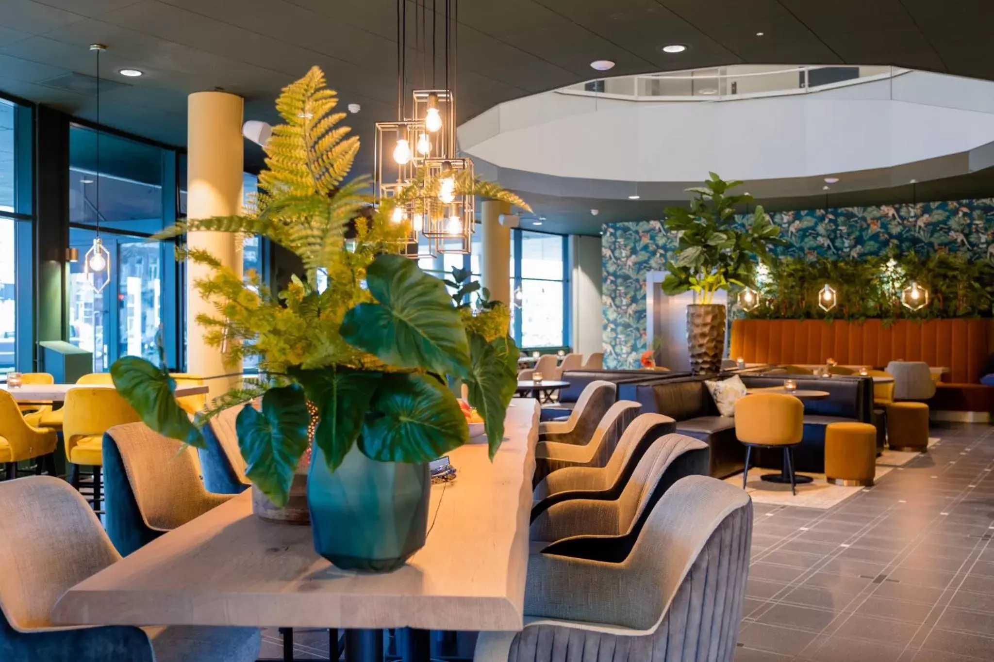Lobby or reception in Nero Office Hotel & City Café