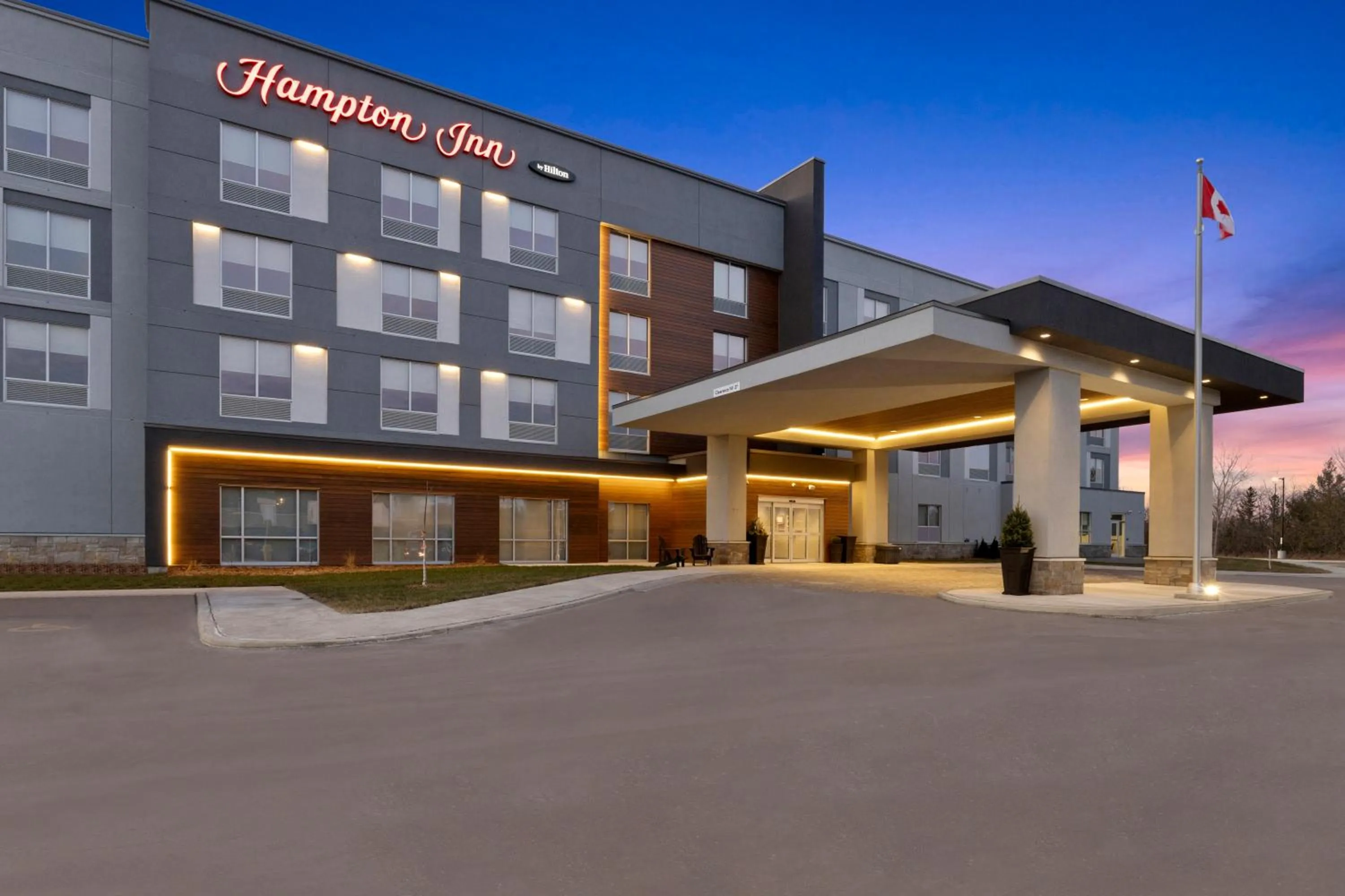 Property building in Hampton Inn By Hilton Cornwall