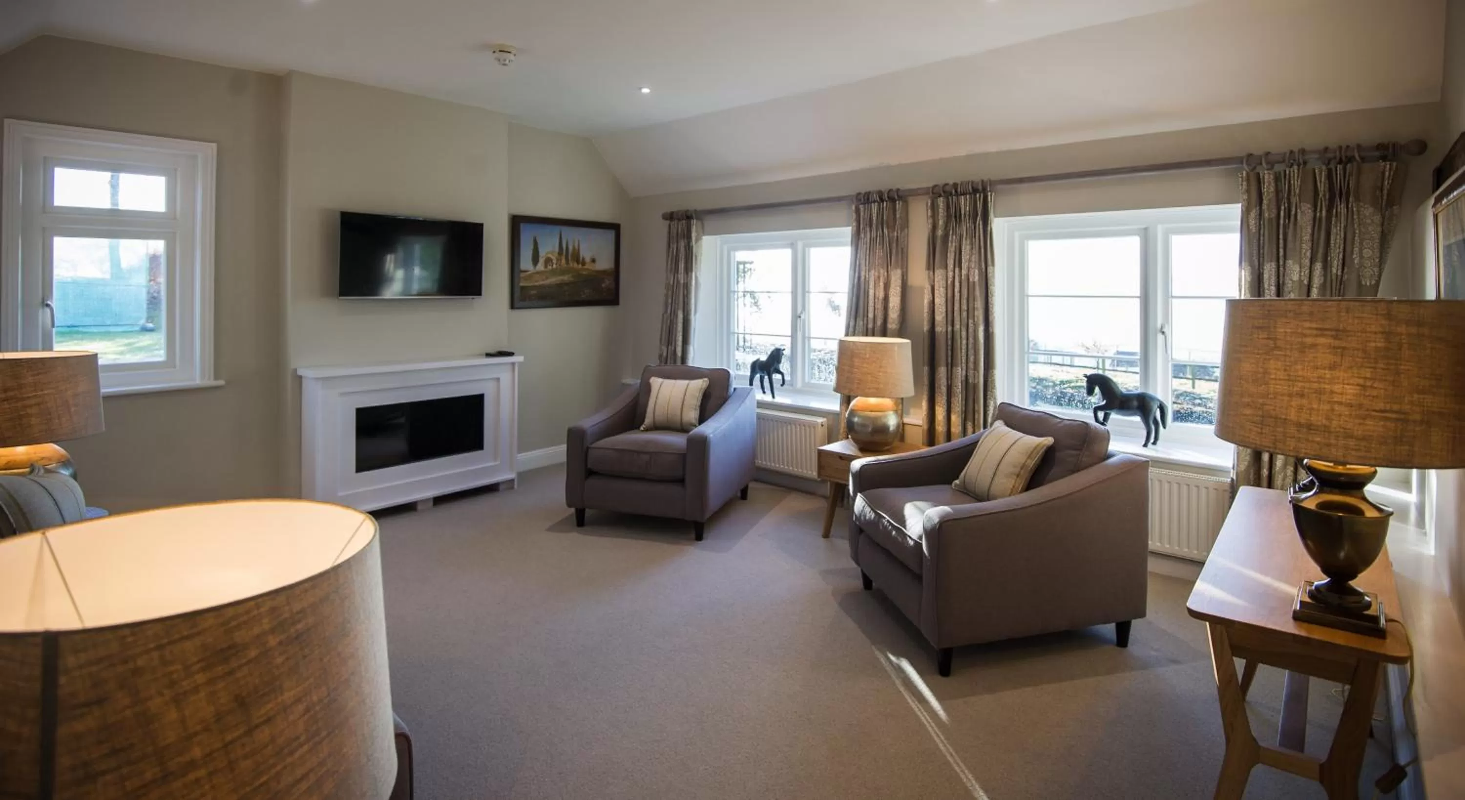 Living room in Cowdray Lodge B&B rooms