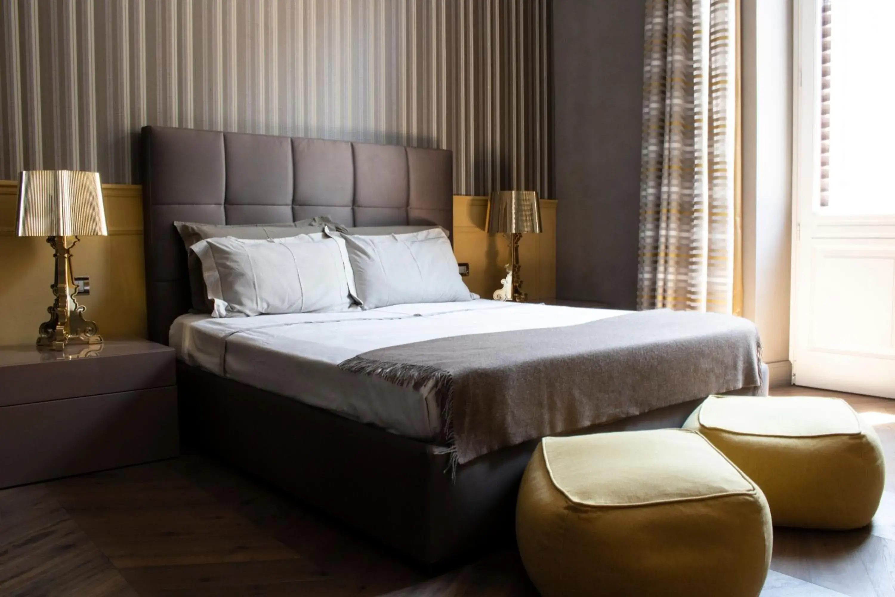 Bedroom, Bed in Le Quattro Dame Luxury Suites Bedroom, Bed in Le Quattro Dame Luxury Suites