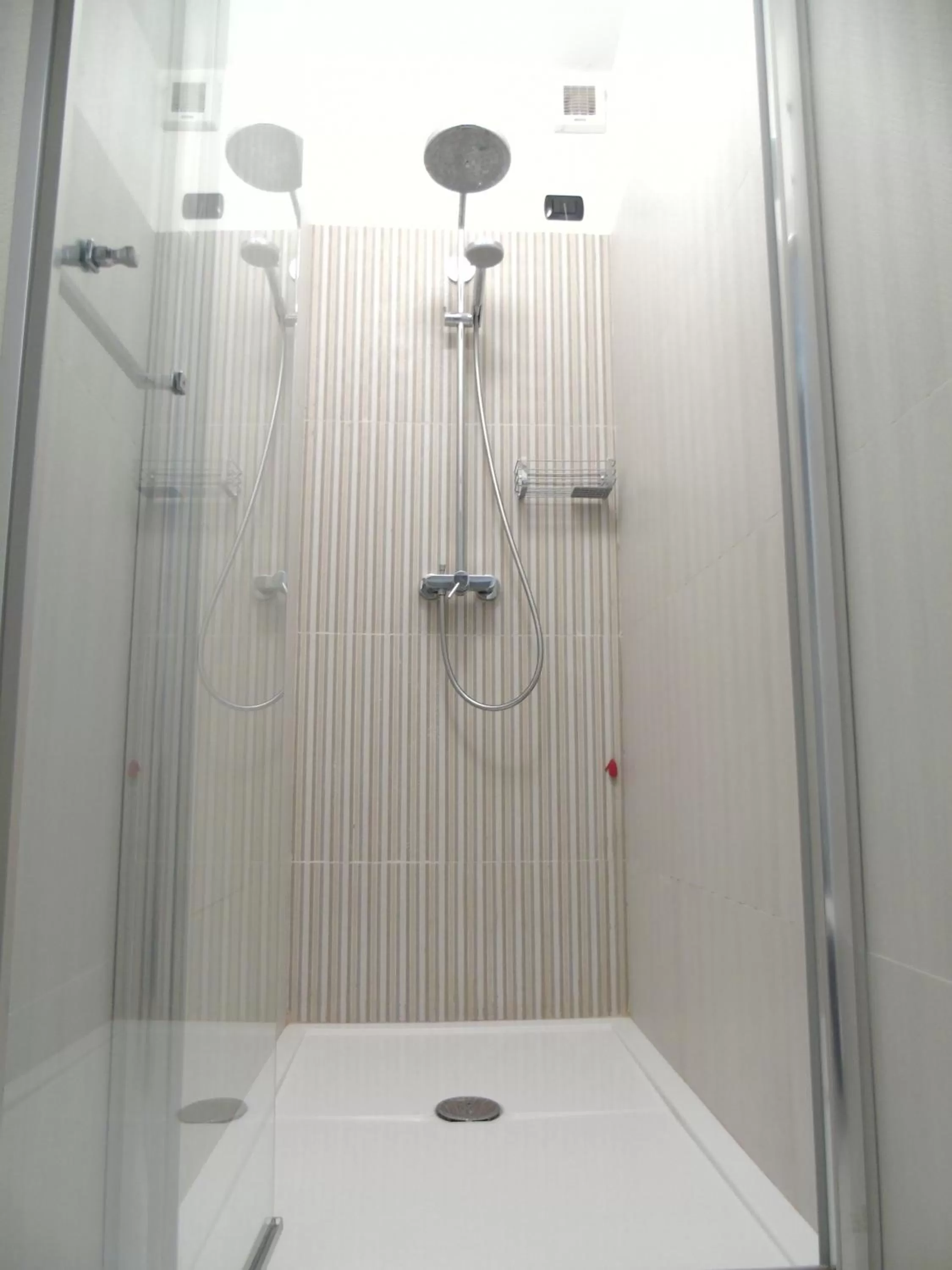 Shower in Areté Luxury Room