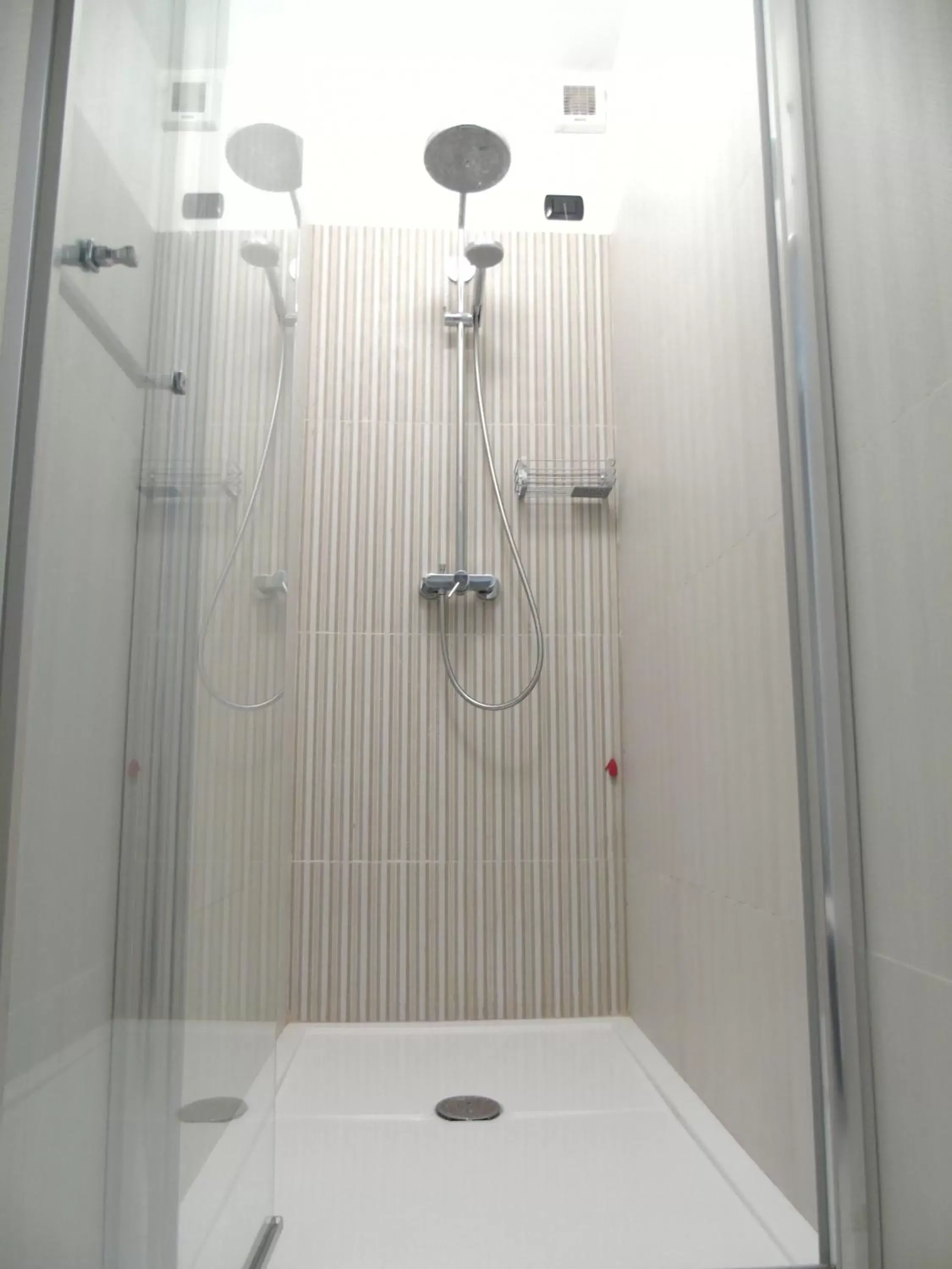 Shower, Bathroom in Areté Luxury Room