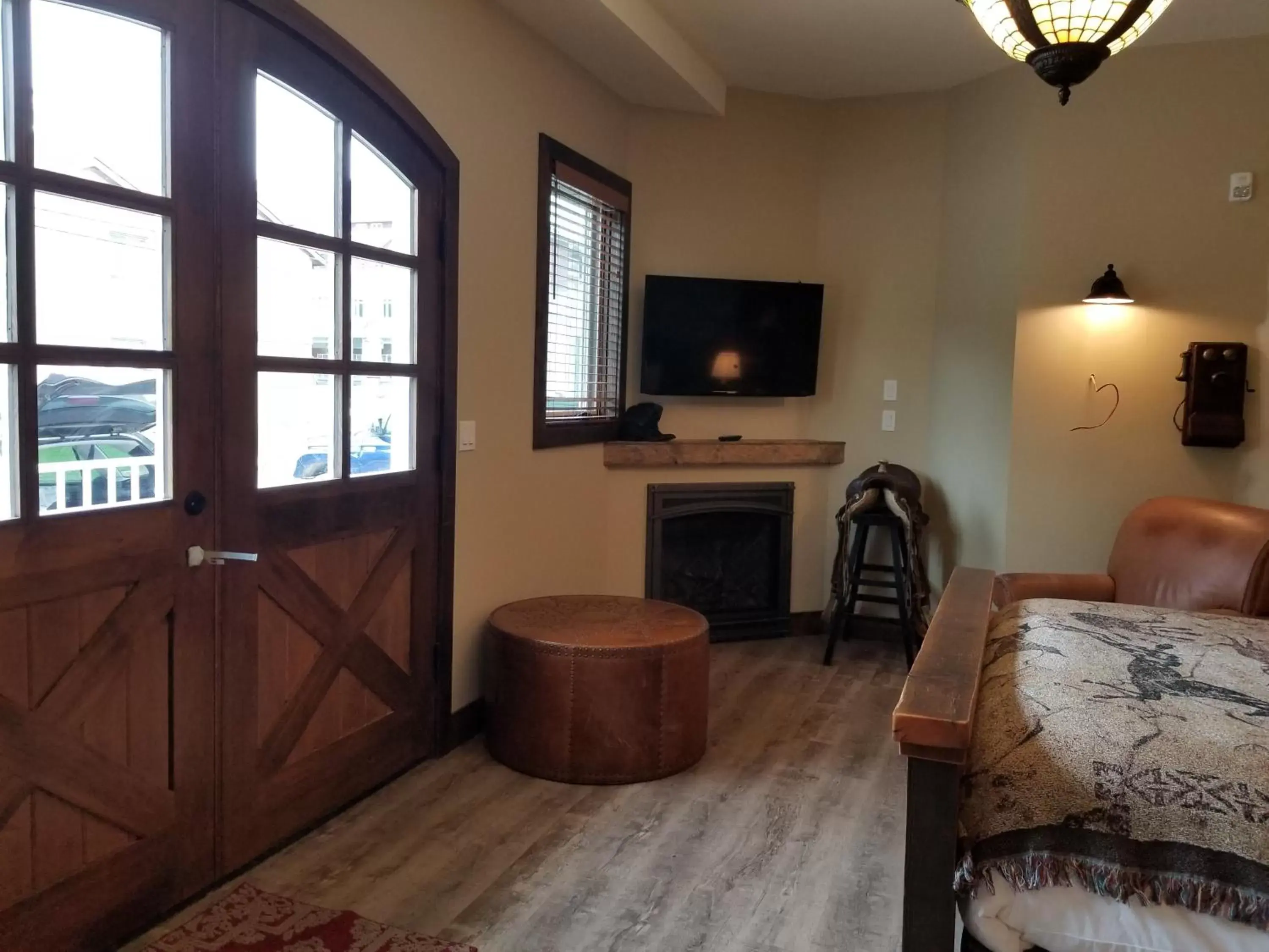 Bathroom, Seating Area in Lady MacDonald Country Inn