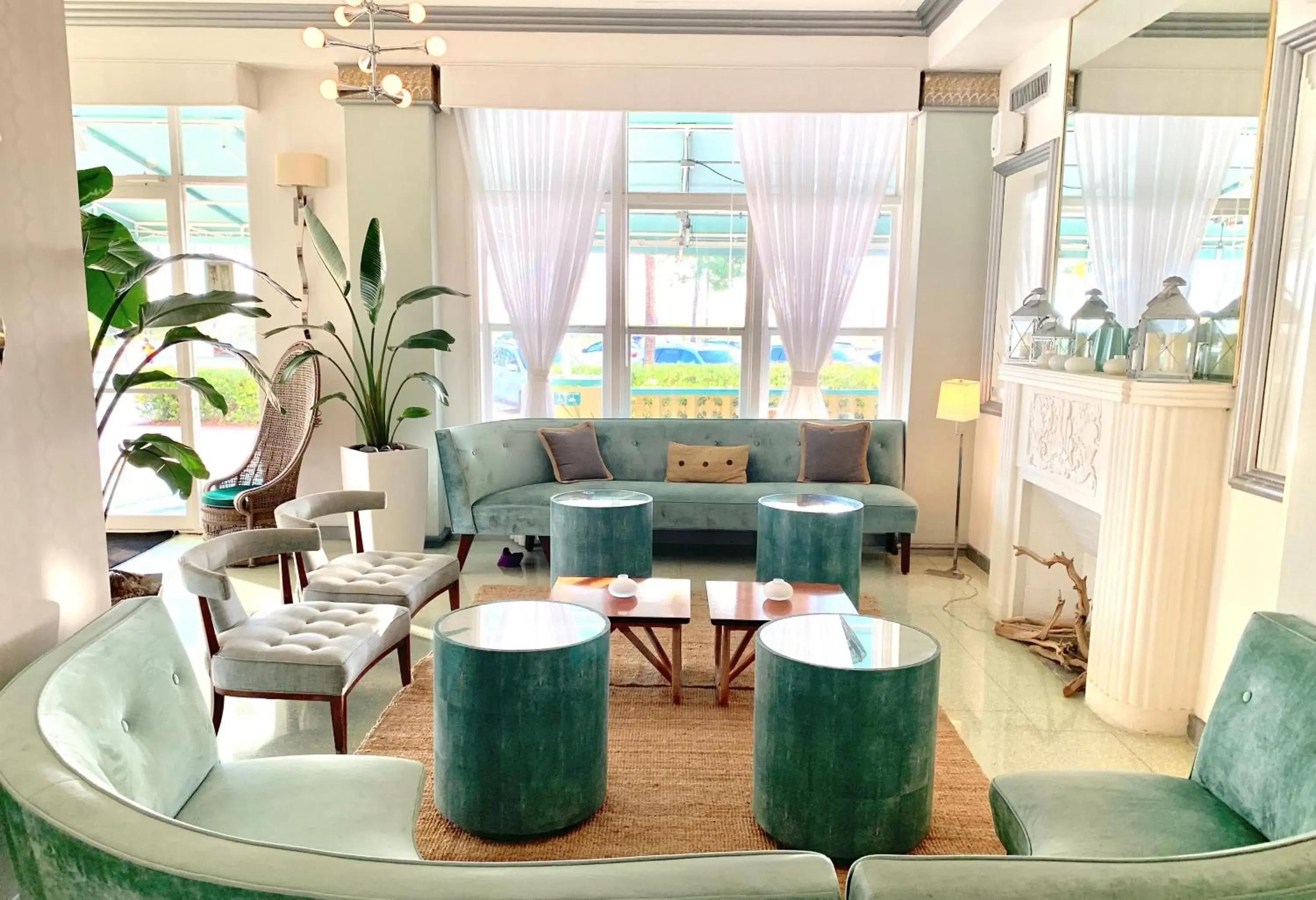 Lobby or reception, Lounge/Bar in Broadmore Miami Beach
