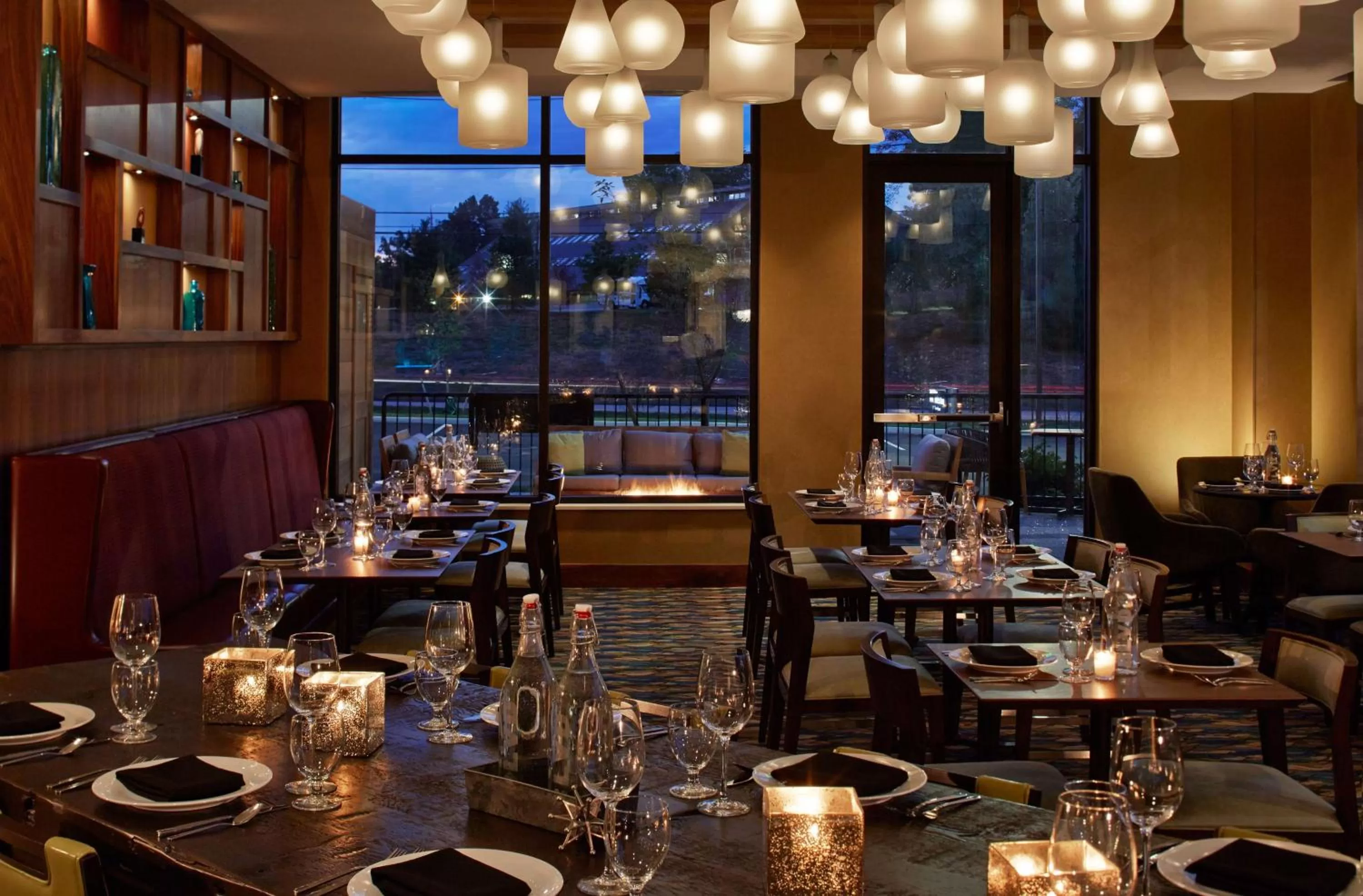 Lounge or bar in Hilton Garden Inn Boston/Marlborough