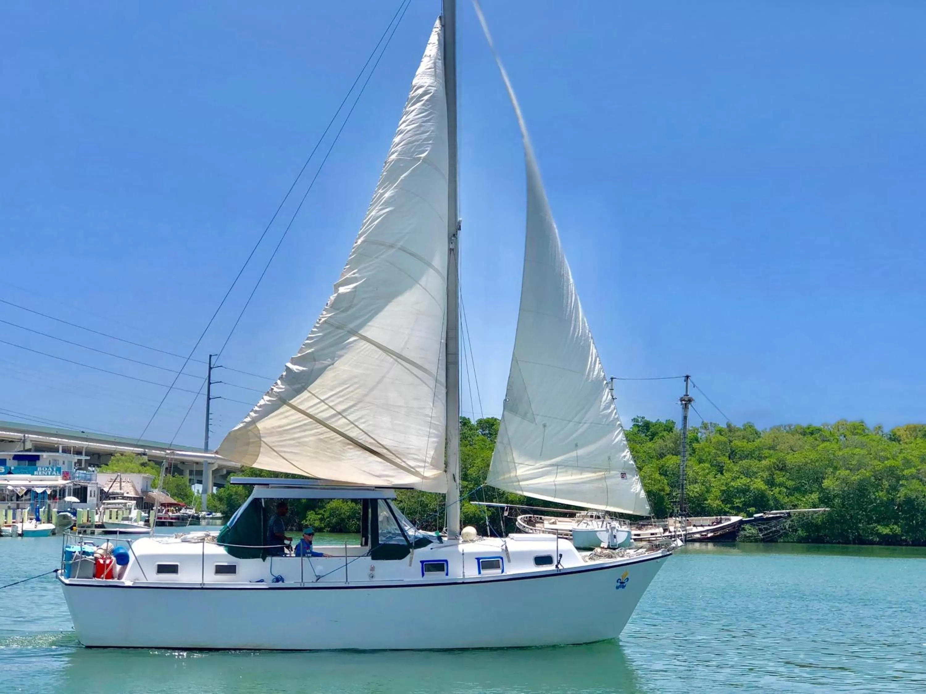 Day in Gilbert's Resort