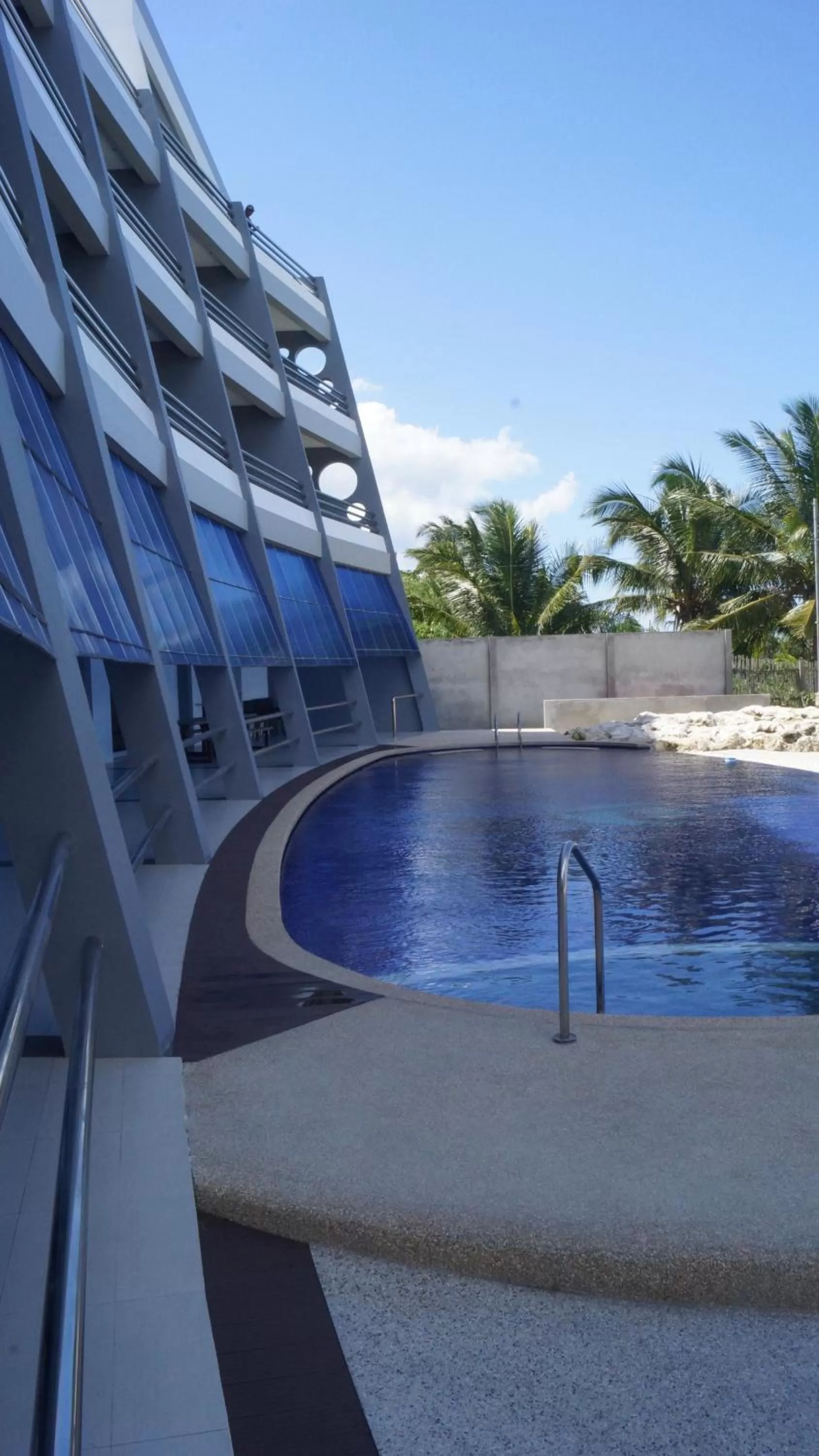 Swimming pool in Panglao Sea Resort - Tangnan