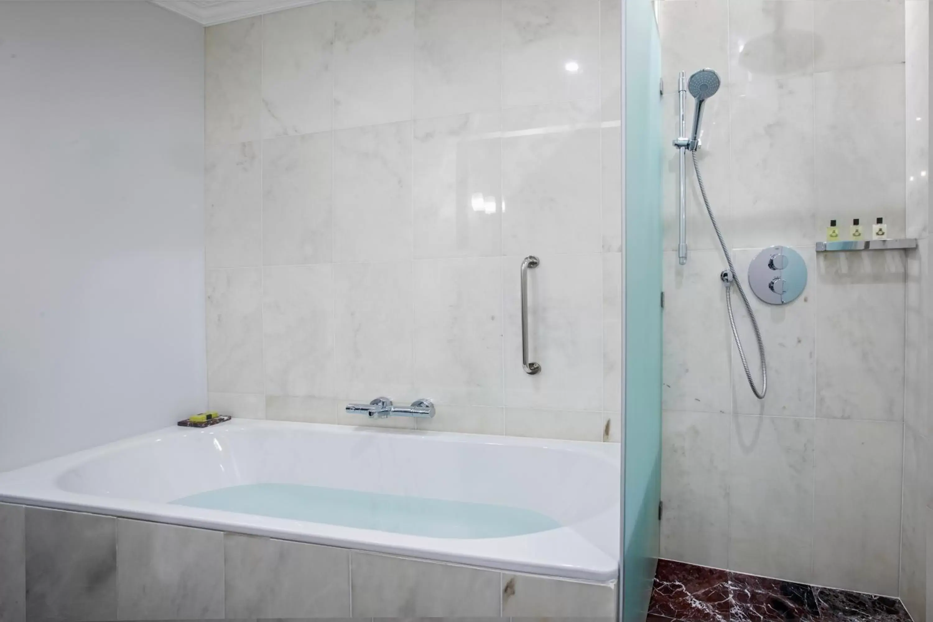 Bathroom in InterContinental Porto - Palacio das Cardosas by IHG Bathroom in InterContinental Porto - Palacio das Cardosas by IHG