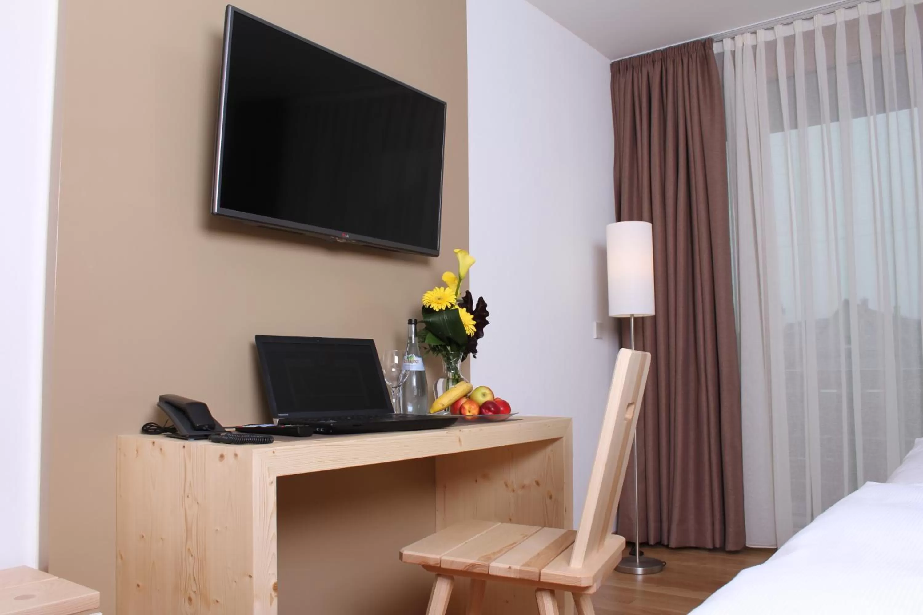 TV and multimedia, Bed in Beim Rinderwirt