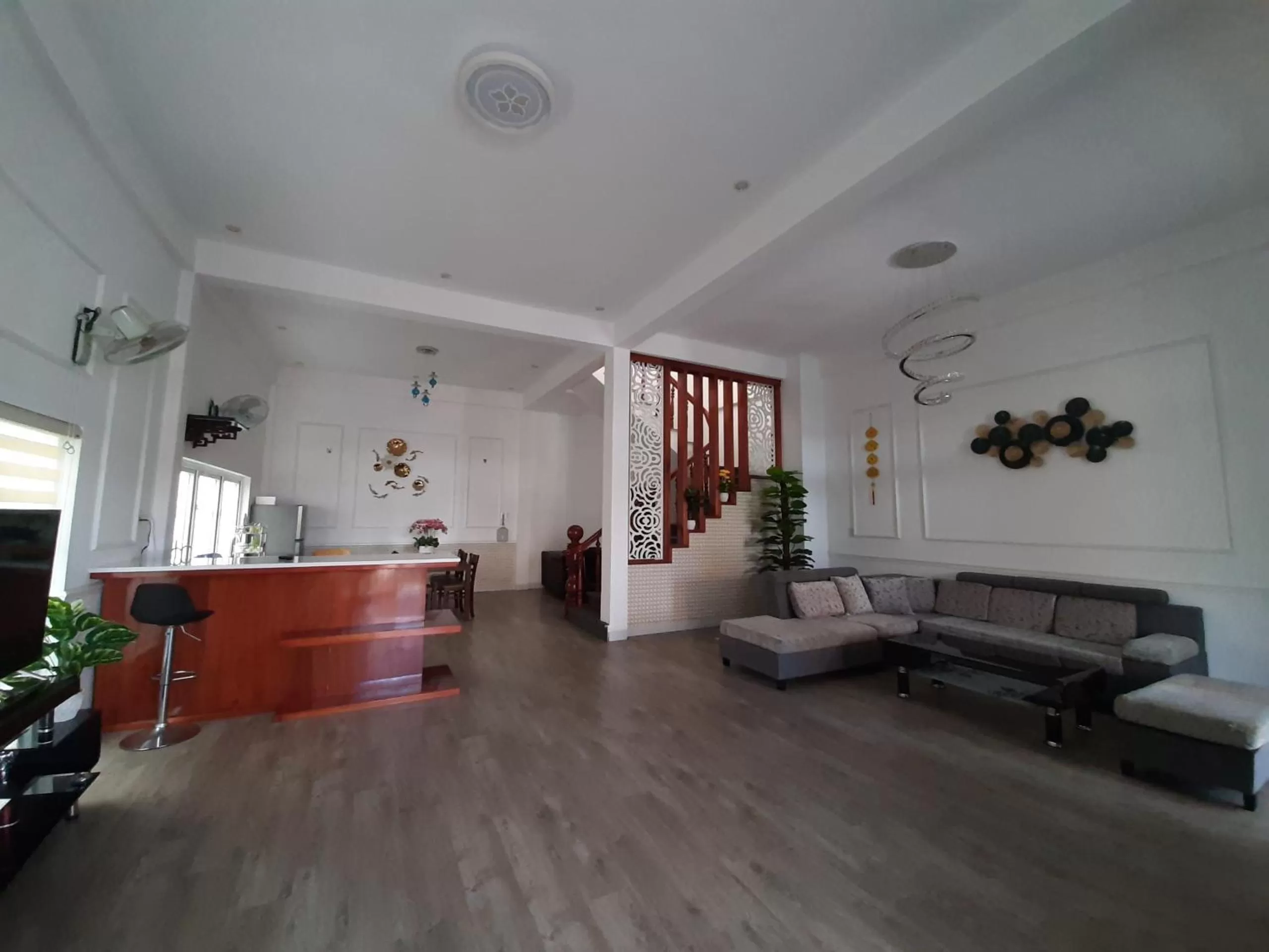 Property building in D'Villa Hotel - Homestay