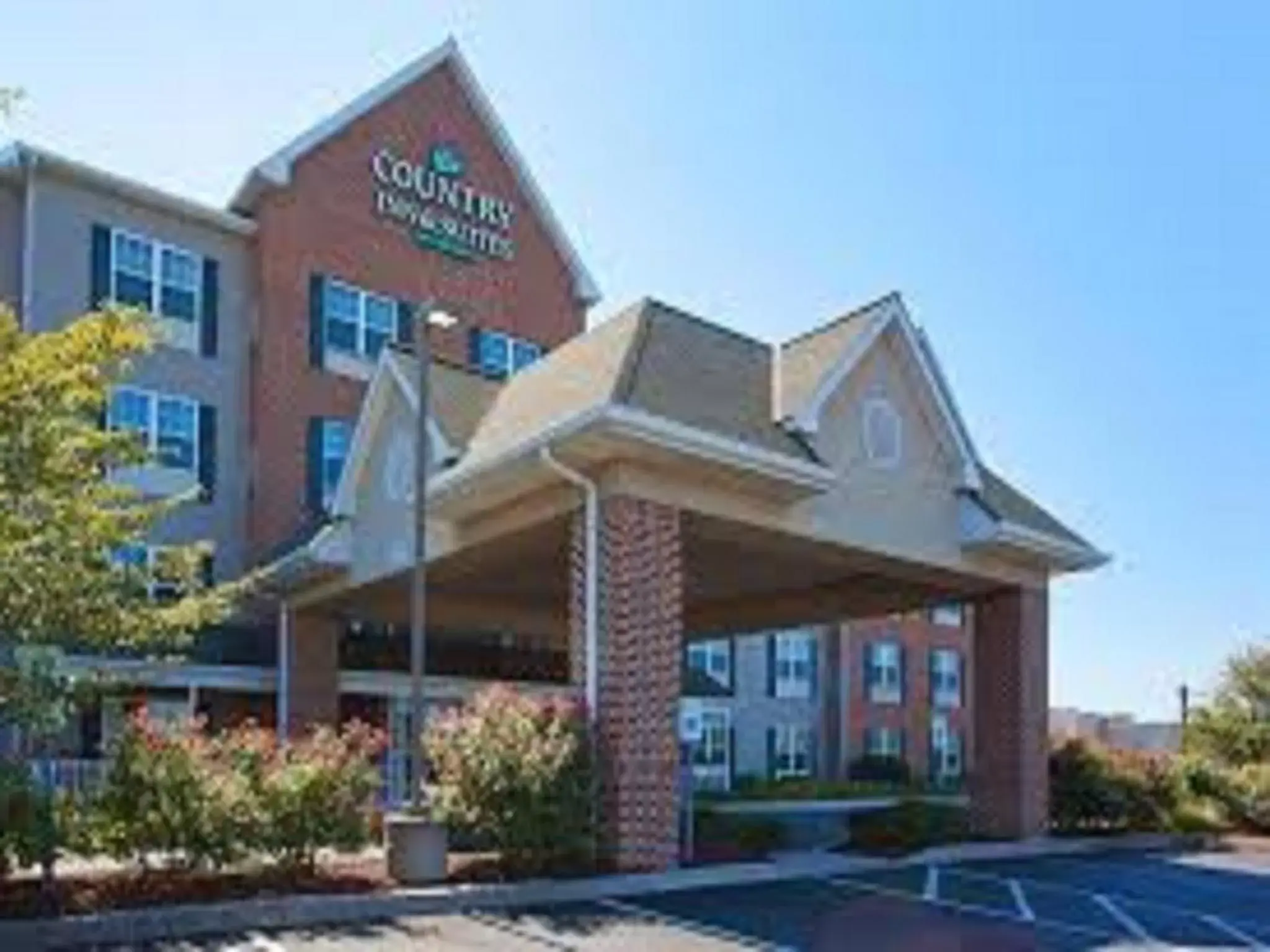 Property Building in Country Inn & Suites by Radisson, Lancaster (Amish Country), PA