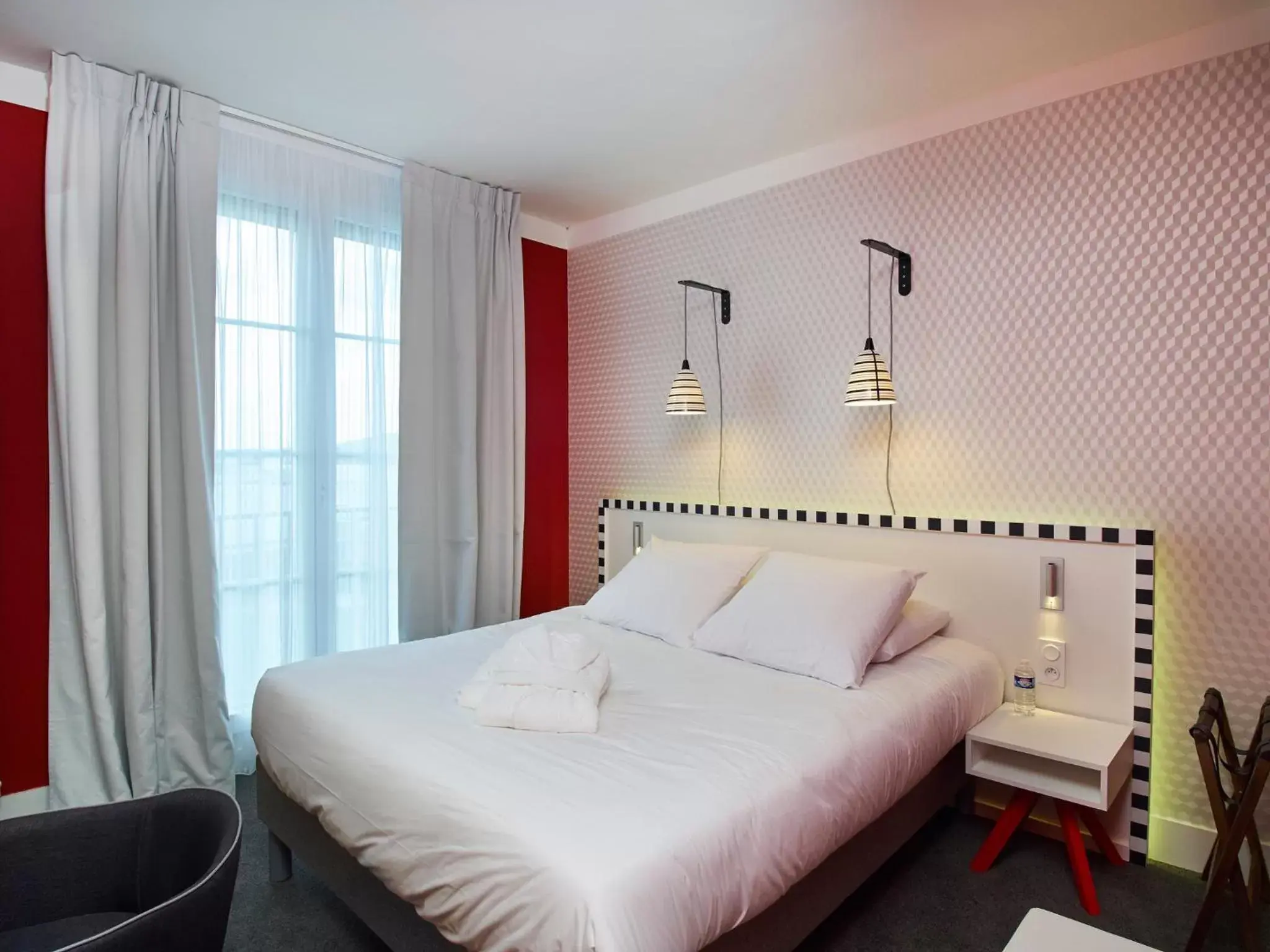 Bedroom, Room Photo in Hotel Mercure Brest Centre Les Voyageurs