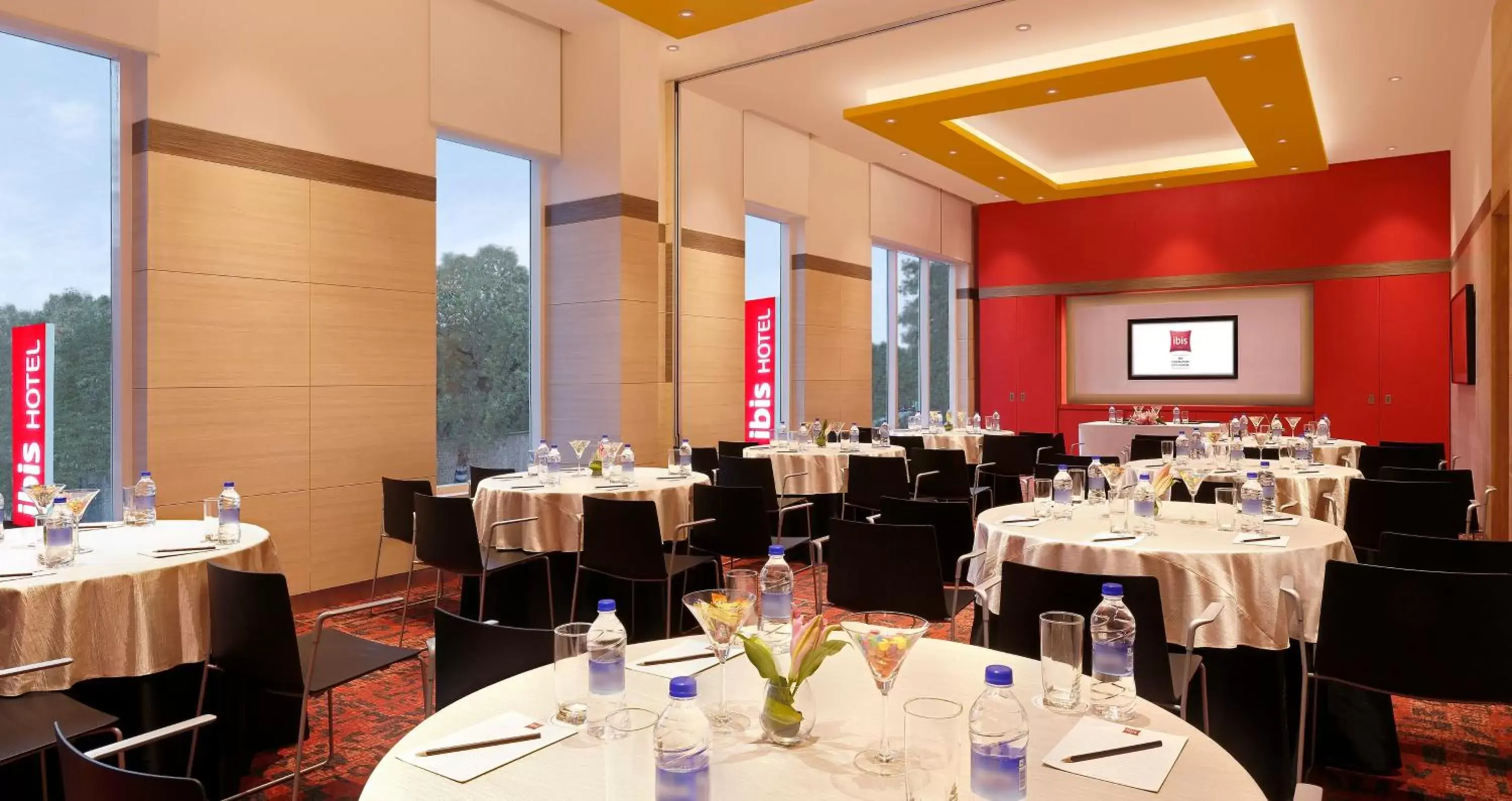 Meeting/conference room, Restaurant/Places to Eat in ibis Coimbatore City Centre - An Accor Brand