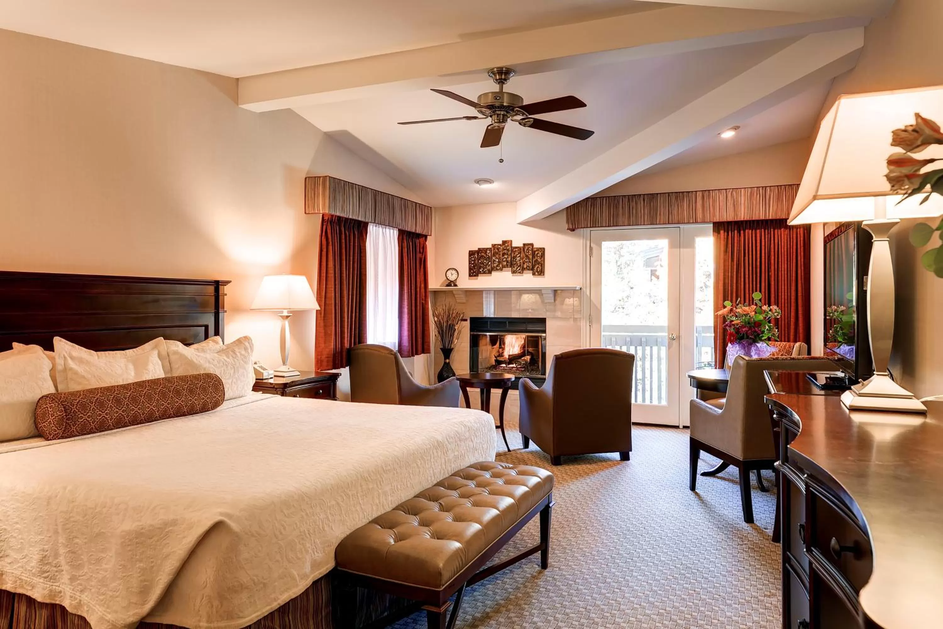 Deluxe Room with Fireplace in Sitzmark Vail