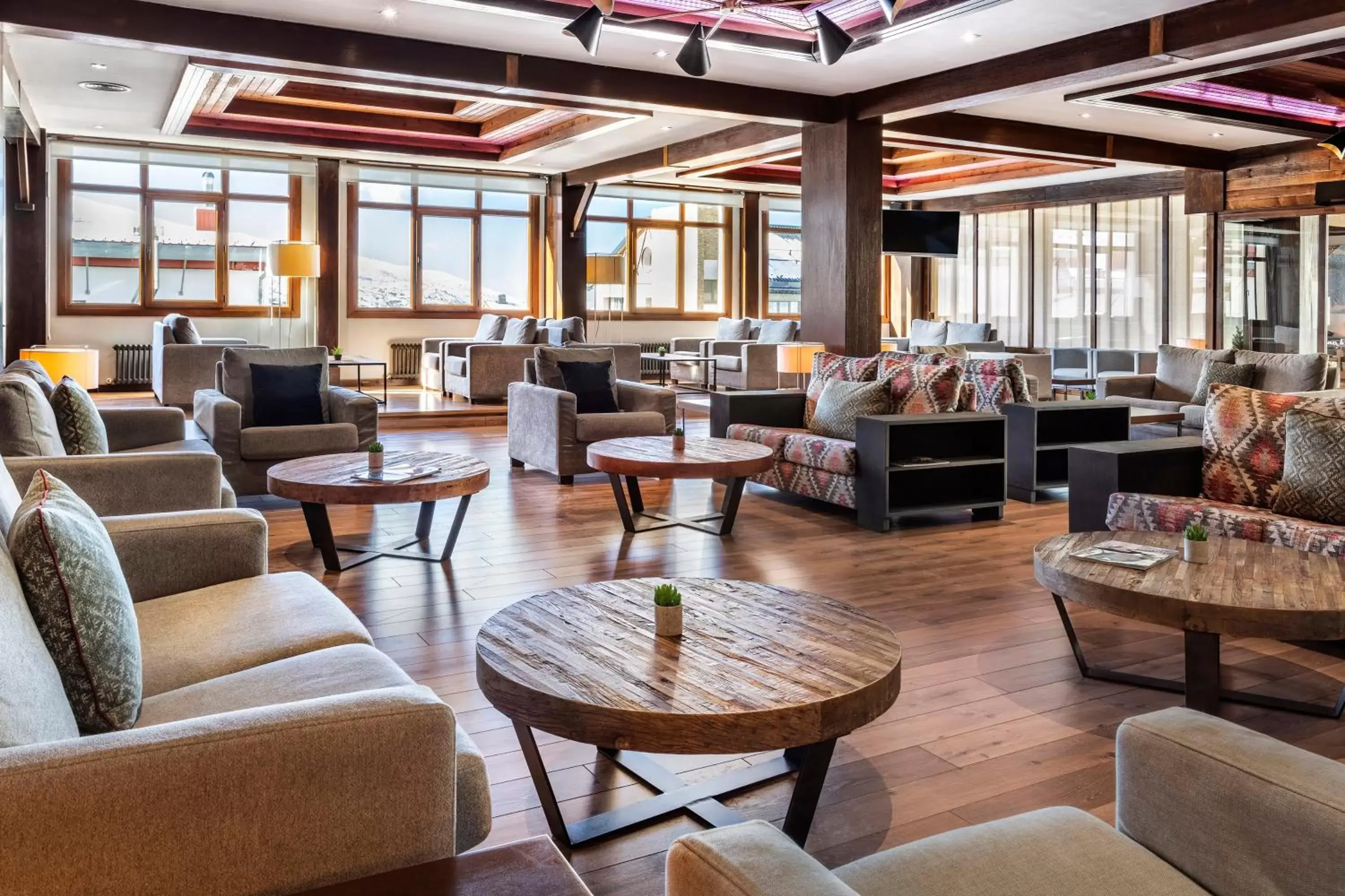 Lounge or bar, Restaurant/Places to Eat in Melia Sierra Nevada